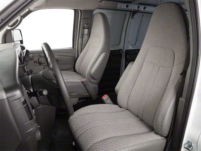 2010 Chevrolet Express Cargo Van RWD 1500 135