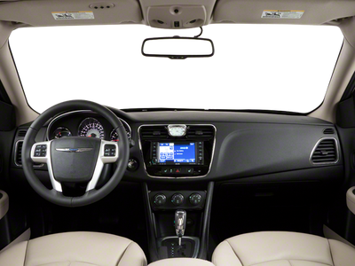 2012 Chrysler 200 LX