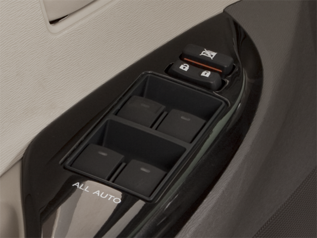 2013 Toyota Sienna LE AAS