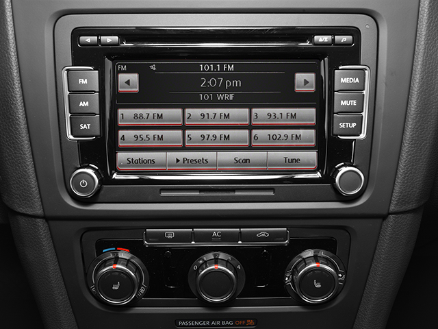 2013 Volkswagen Jetta SportWagen TDI w/Sunroof & Nav