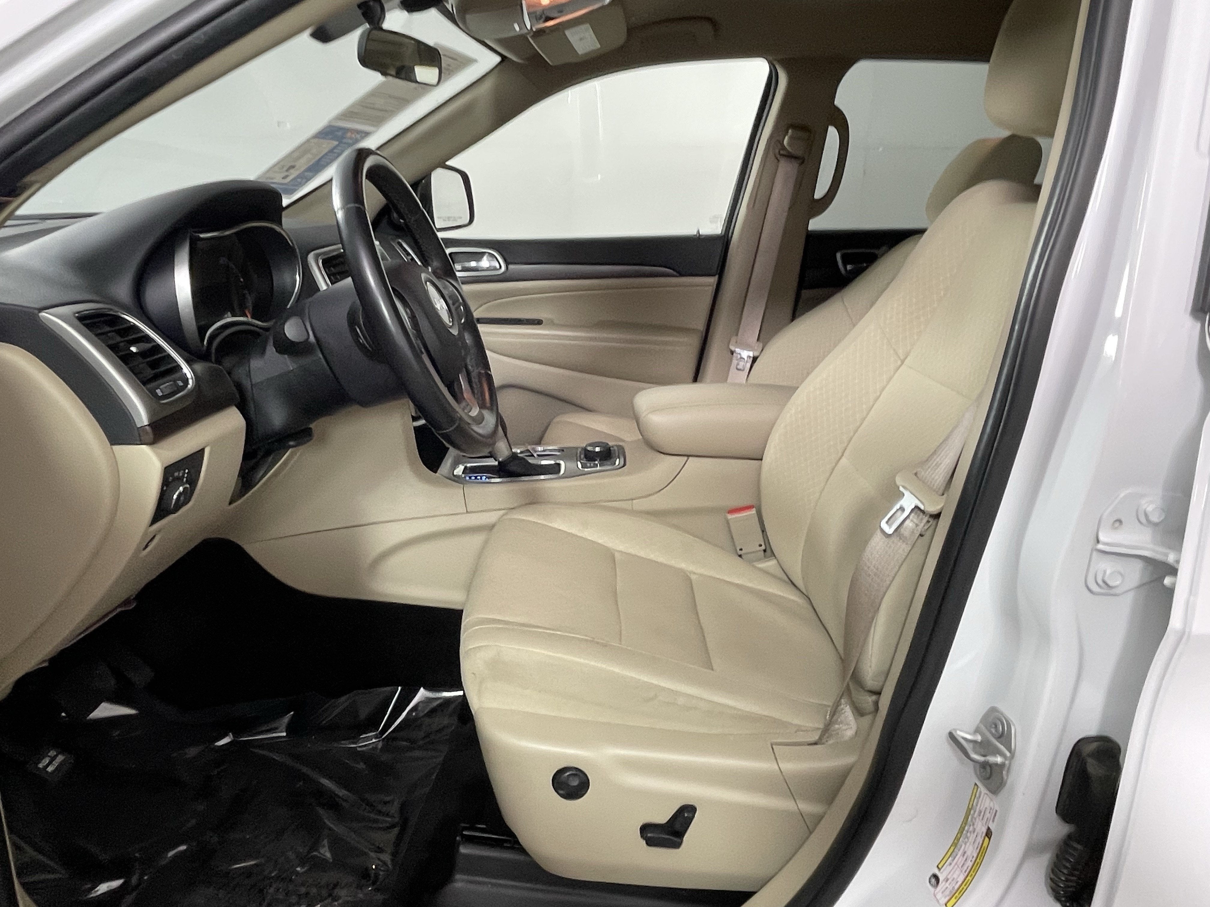 2018 Jeep Grand Cherokee Laredo E