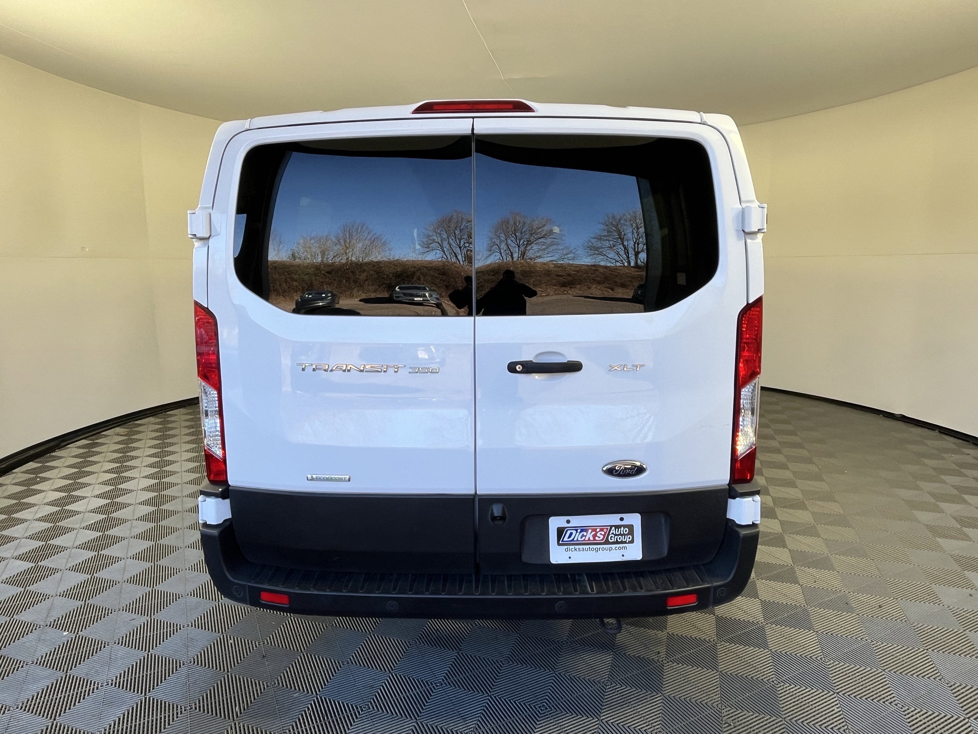2023 Ford Transit Passenger Wagon Base