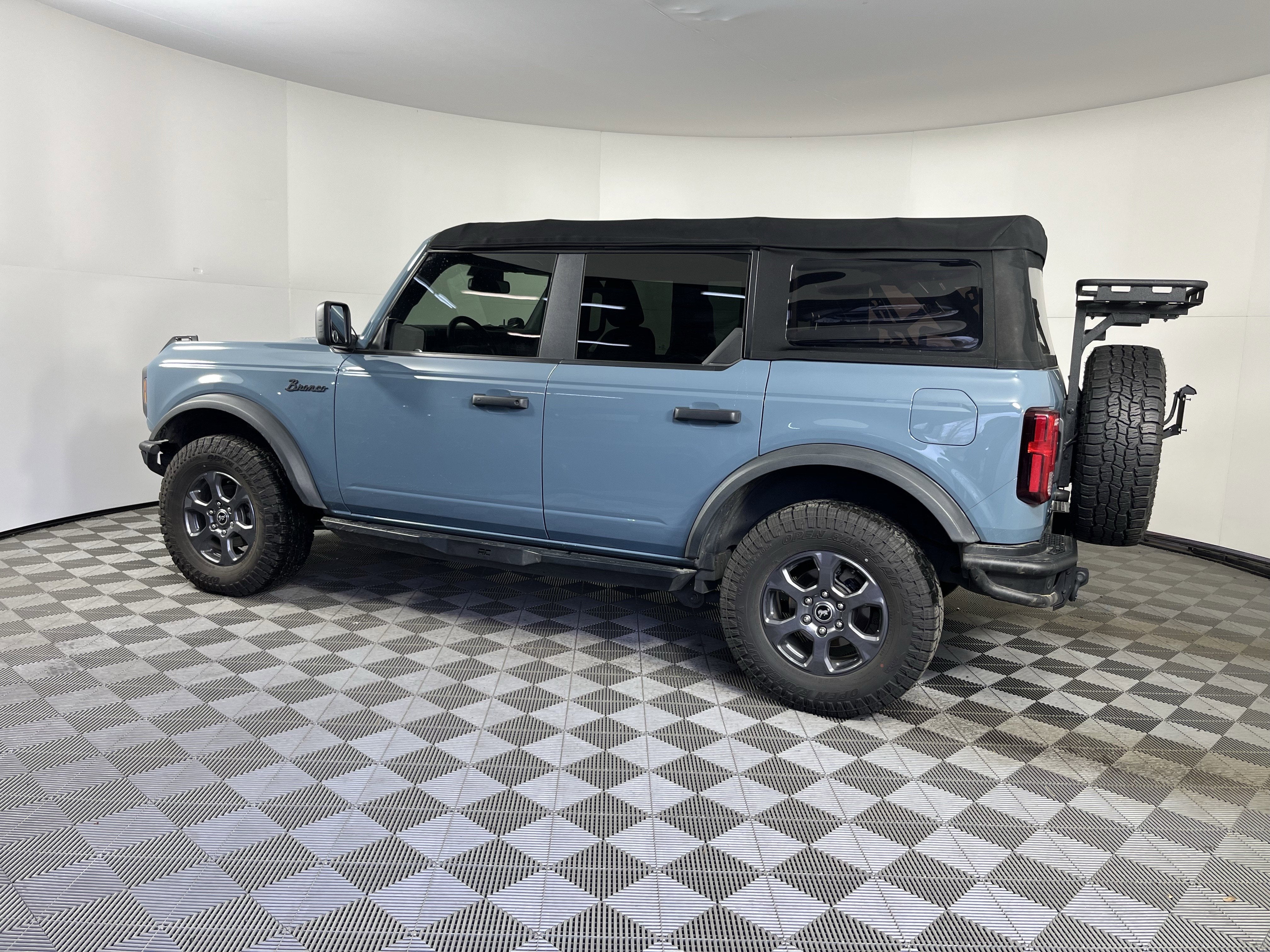 2022 Ford Bronco Base