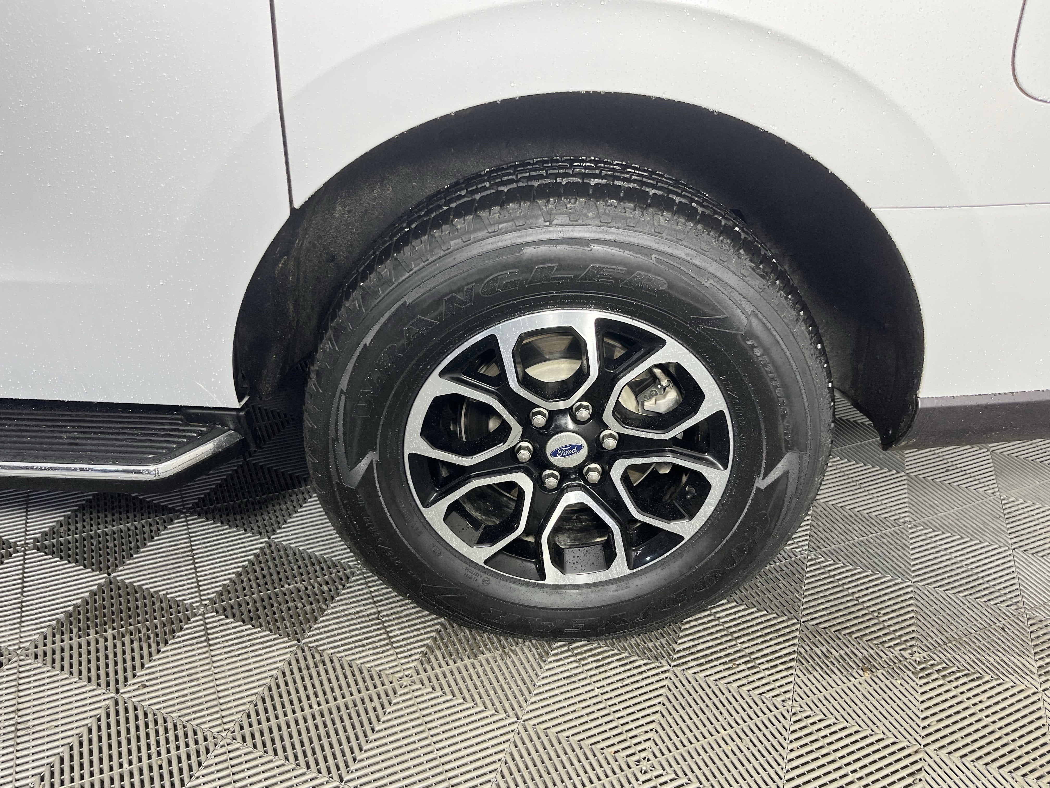 2023 Ford Expedition Max XLT