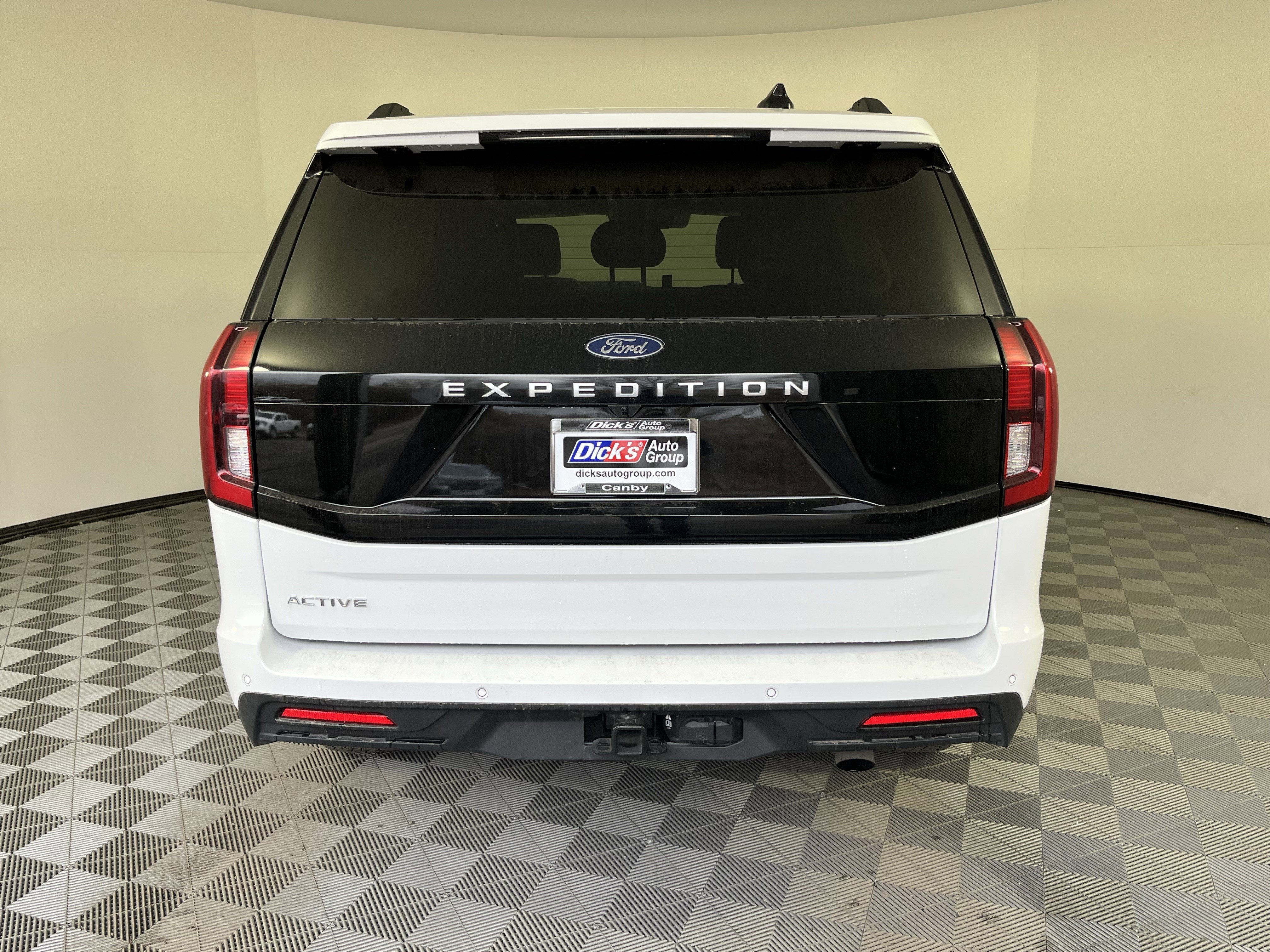 2025 Ford Expedition Active