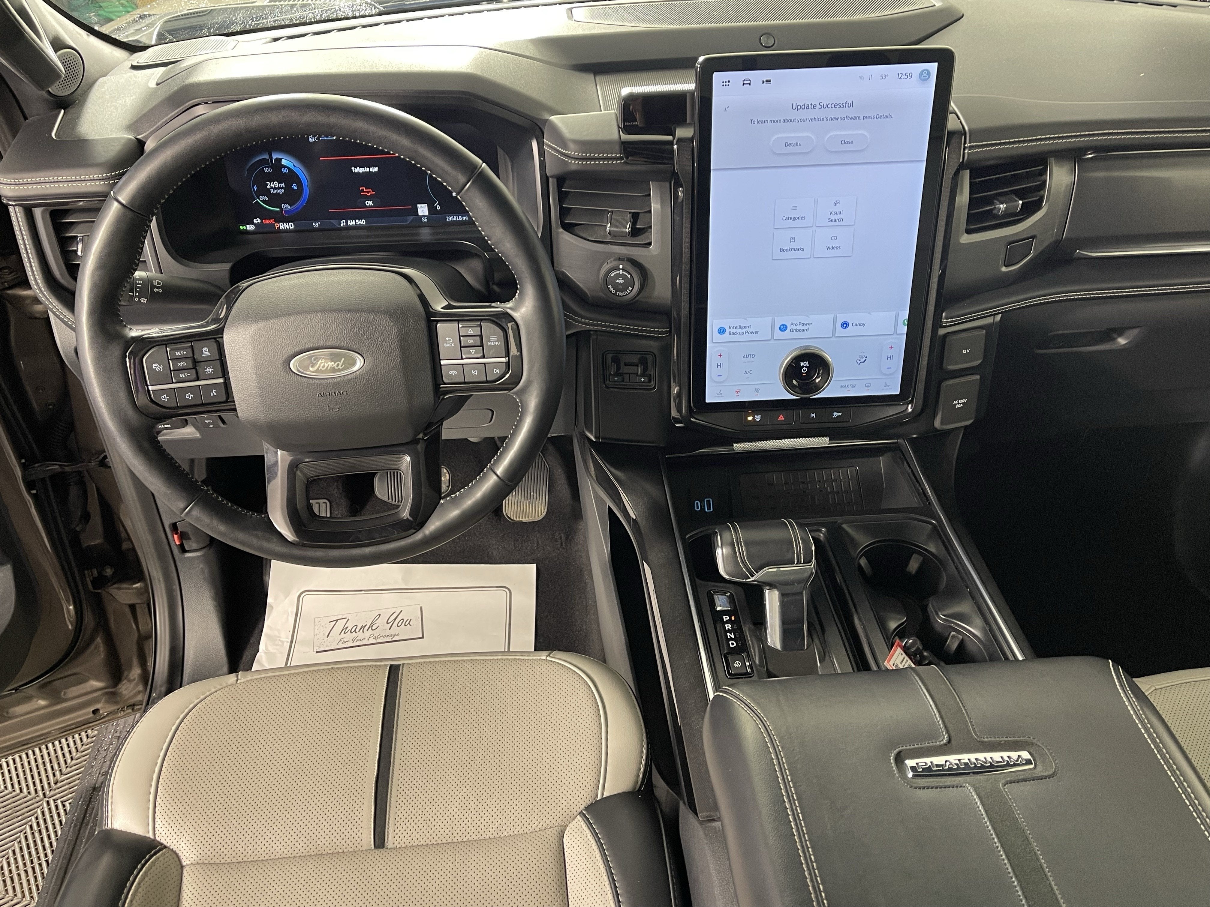 2023 Ford F-150 Lightning LARIAT