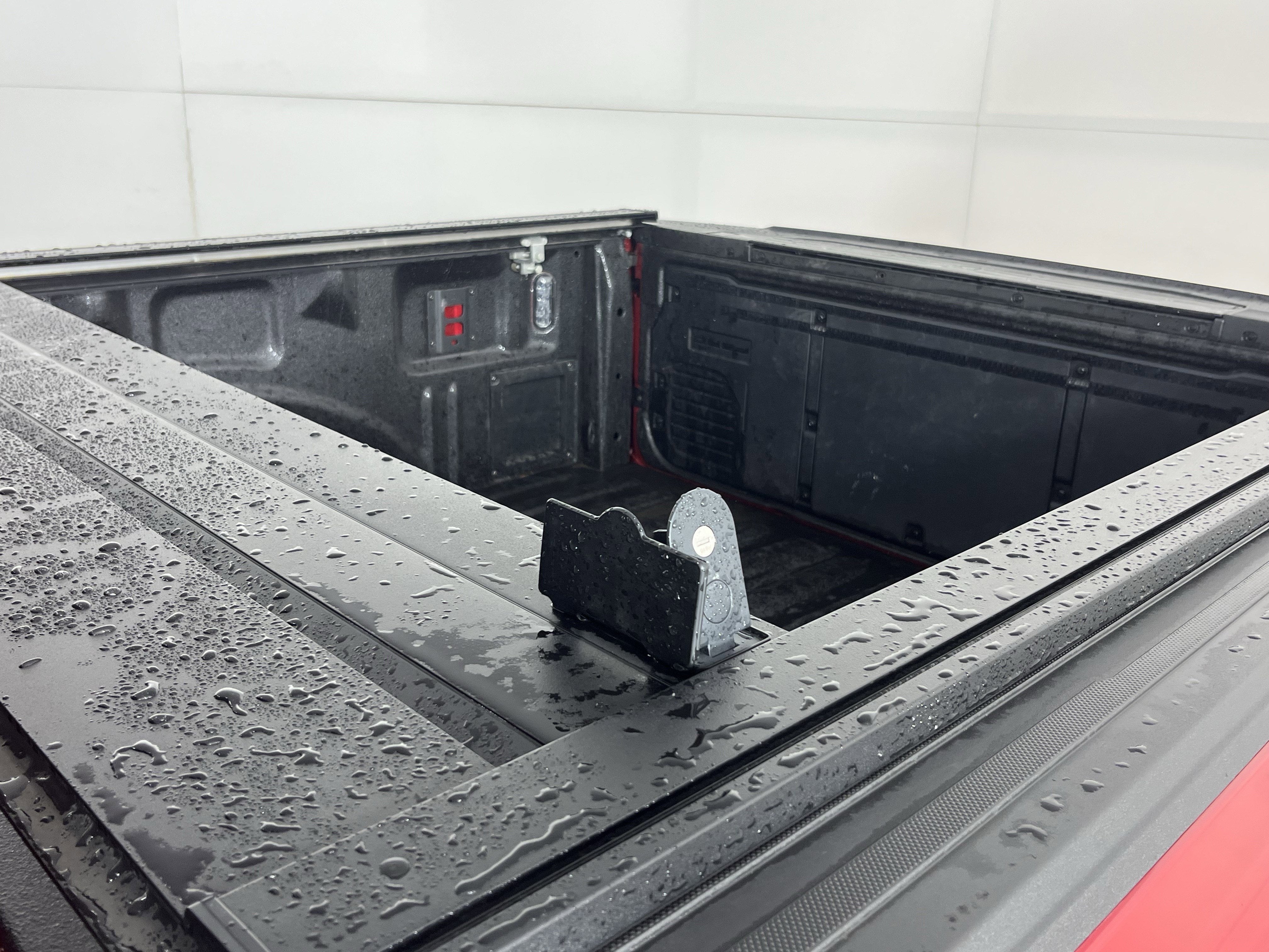 2025 Ford F-150 Lightning Platinum