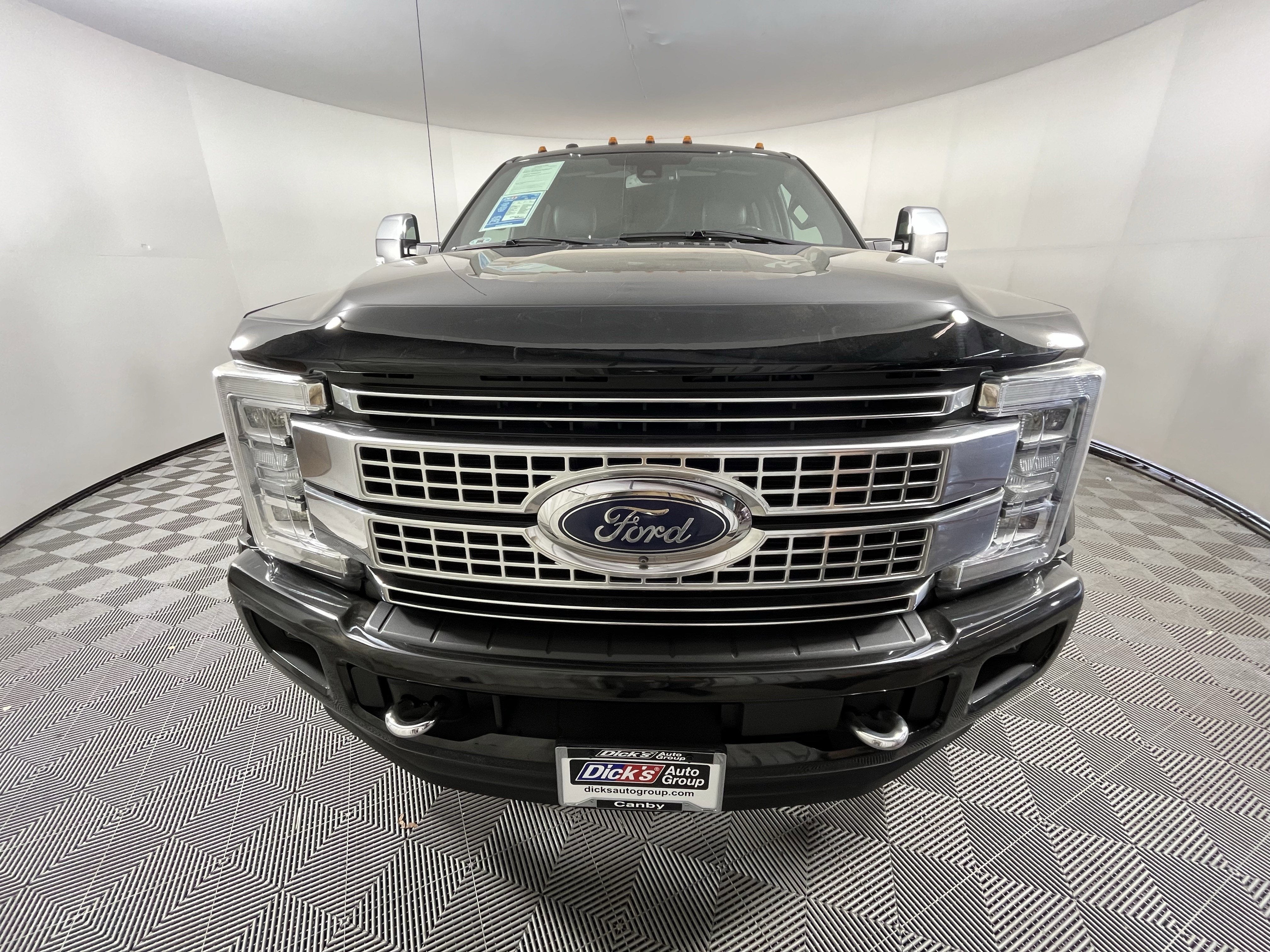 2018 Ford Super Duty F-450 DRW Base