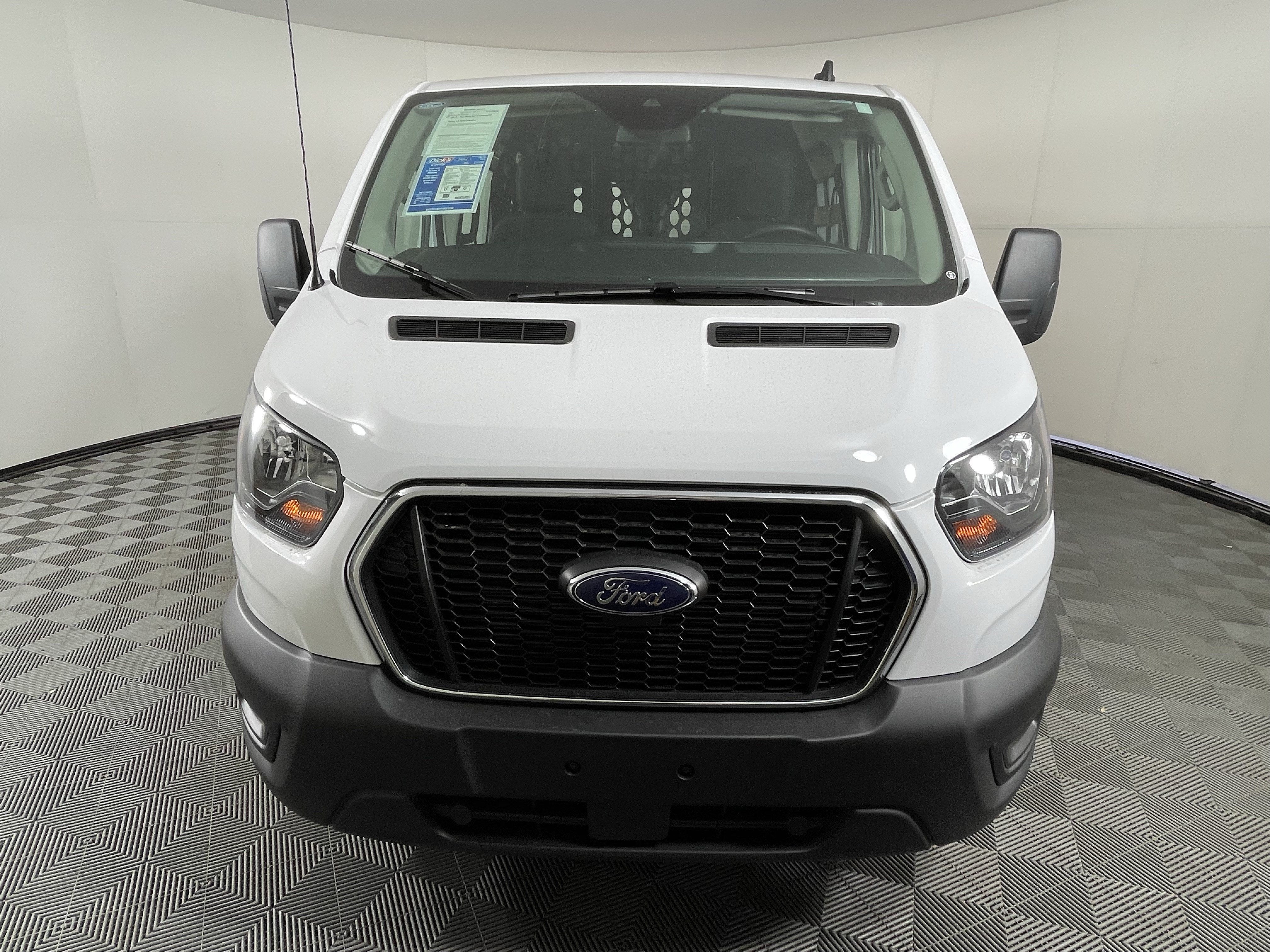 2025 Ford Transit Cargo Van Base