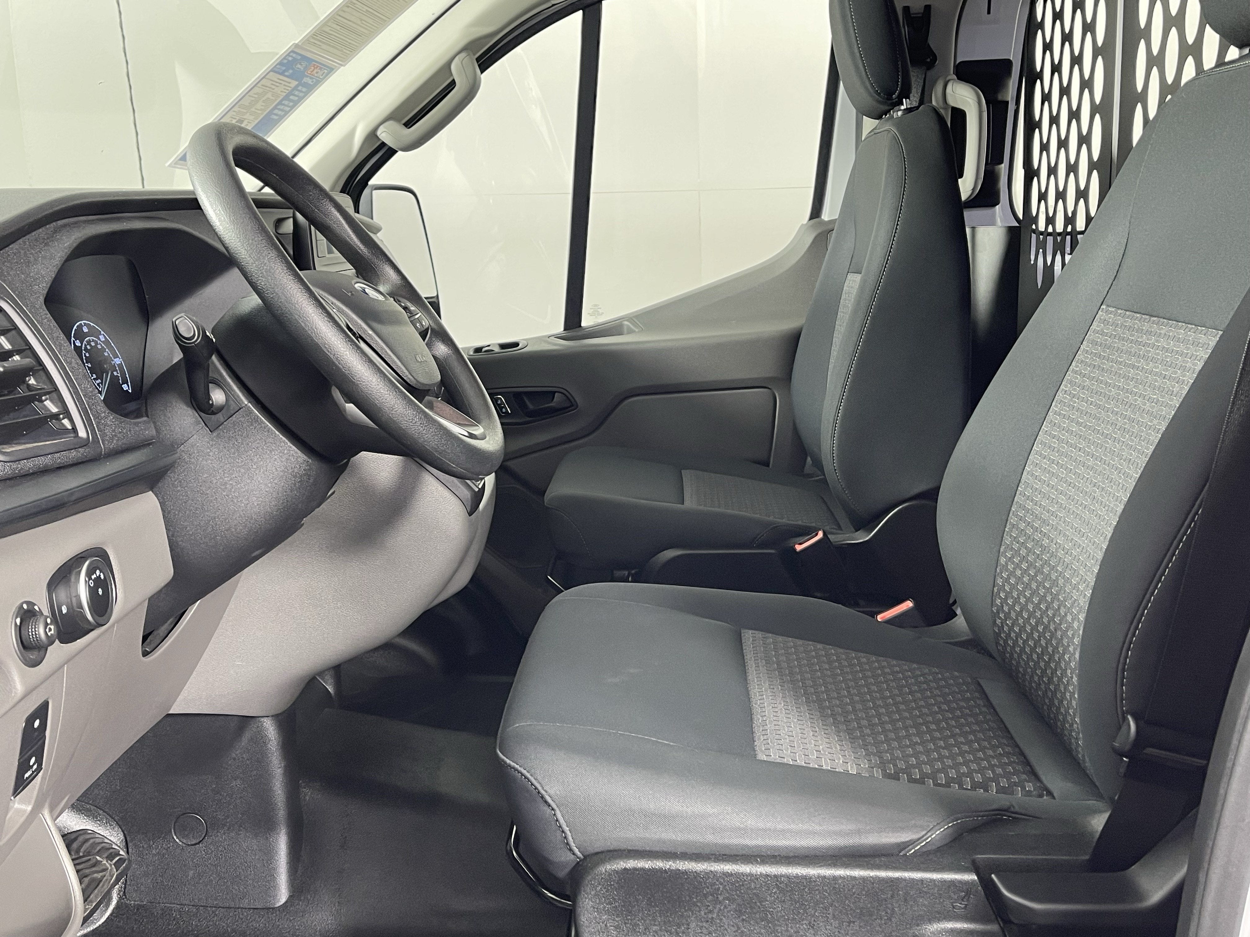 2025 Ford Transit Cargo Van Base