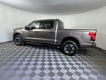 2022 Ford F-150 Lightning Base