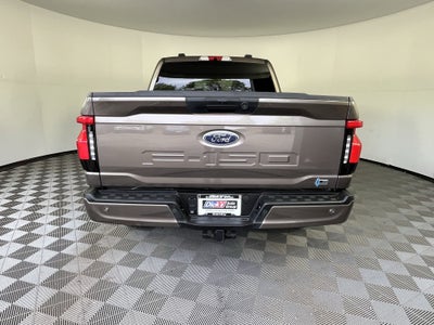 2022 Ford F-150 Lightning Base