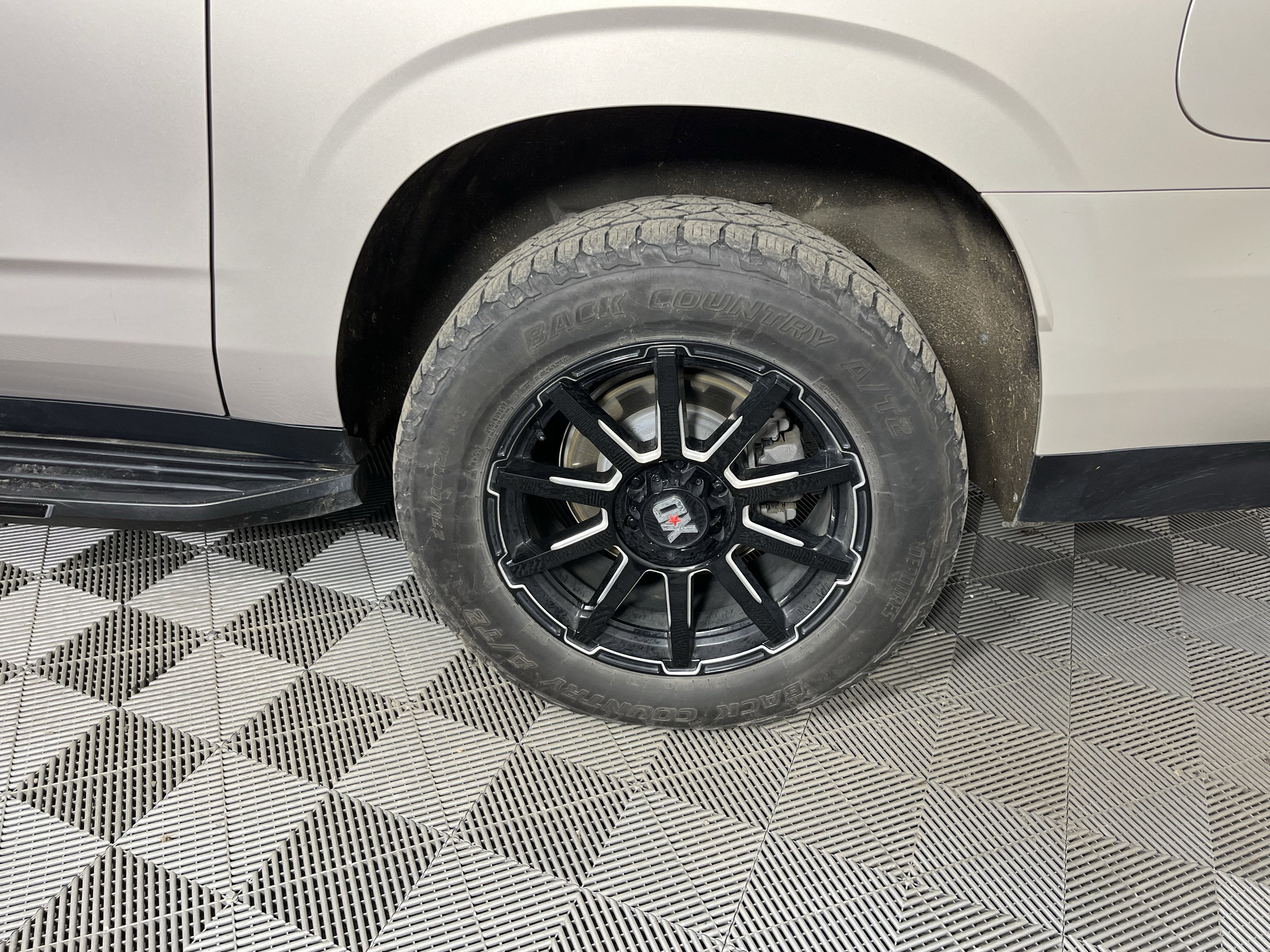 2022 GMC Yukon XL SLE