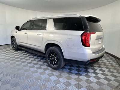 2022 GMC Yukon XL SLE