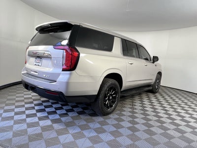 2022 GMC Yukon XL SLE