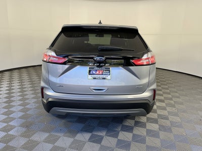 2022 Ford Edge Base