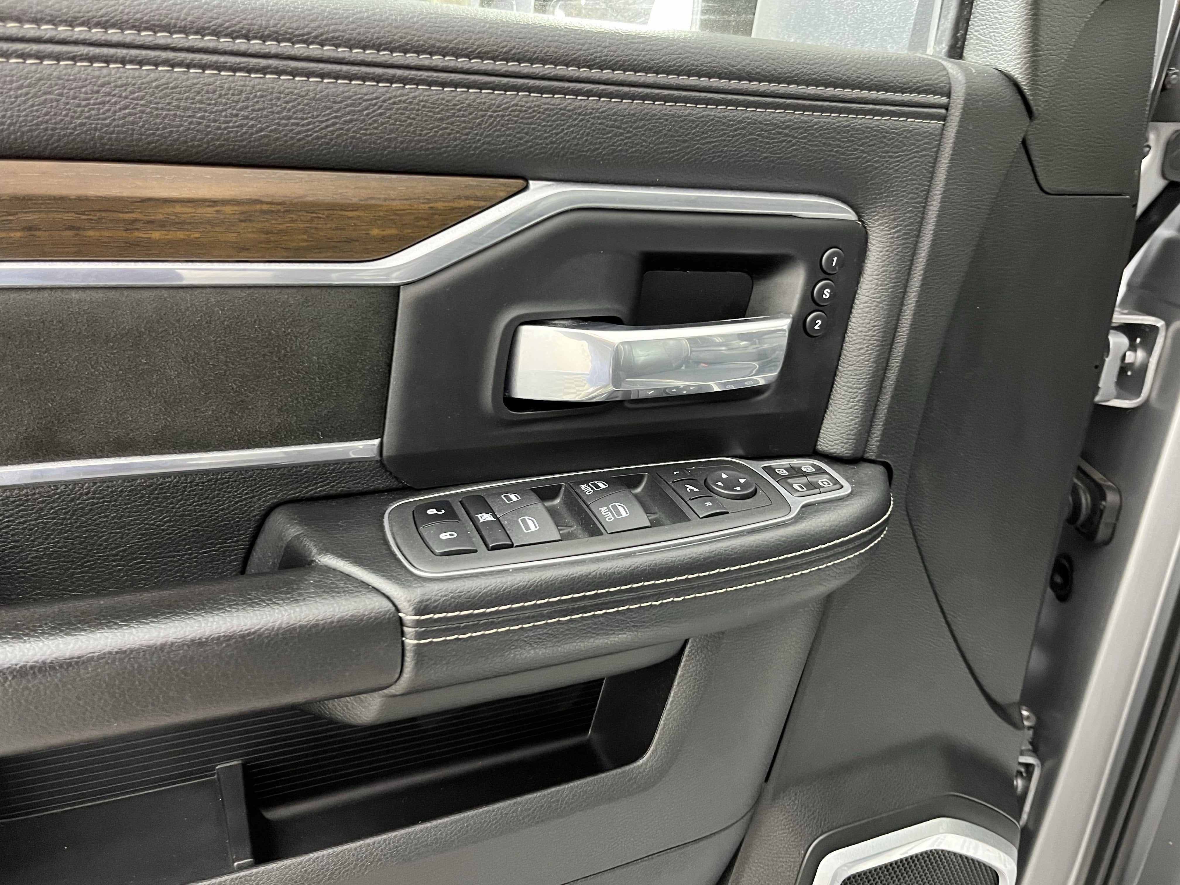2023 RAM 2500 Laramie