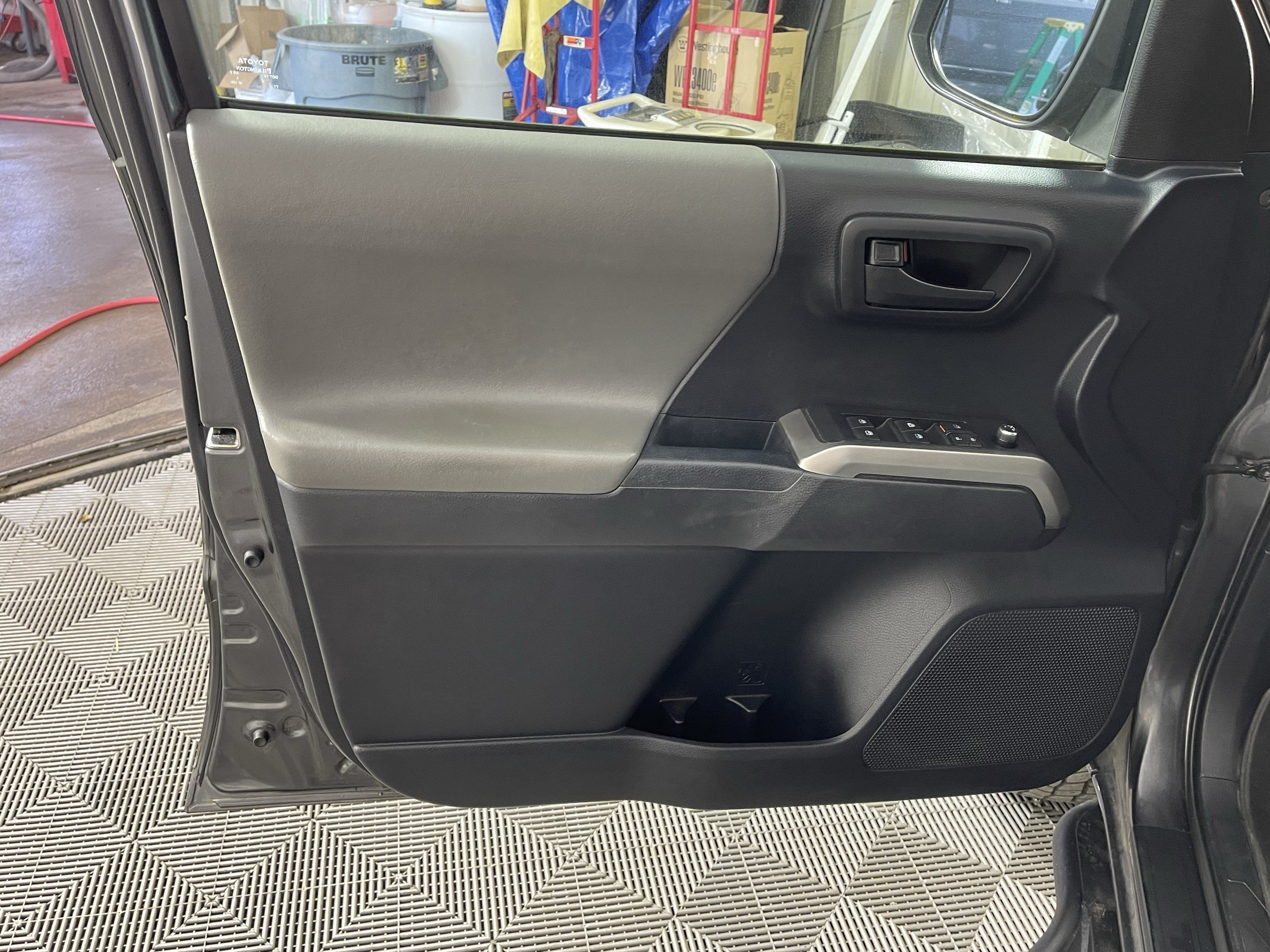 2017 Toyota Tacoma Base