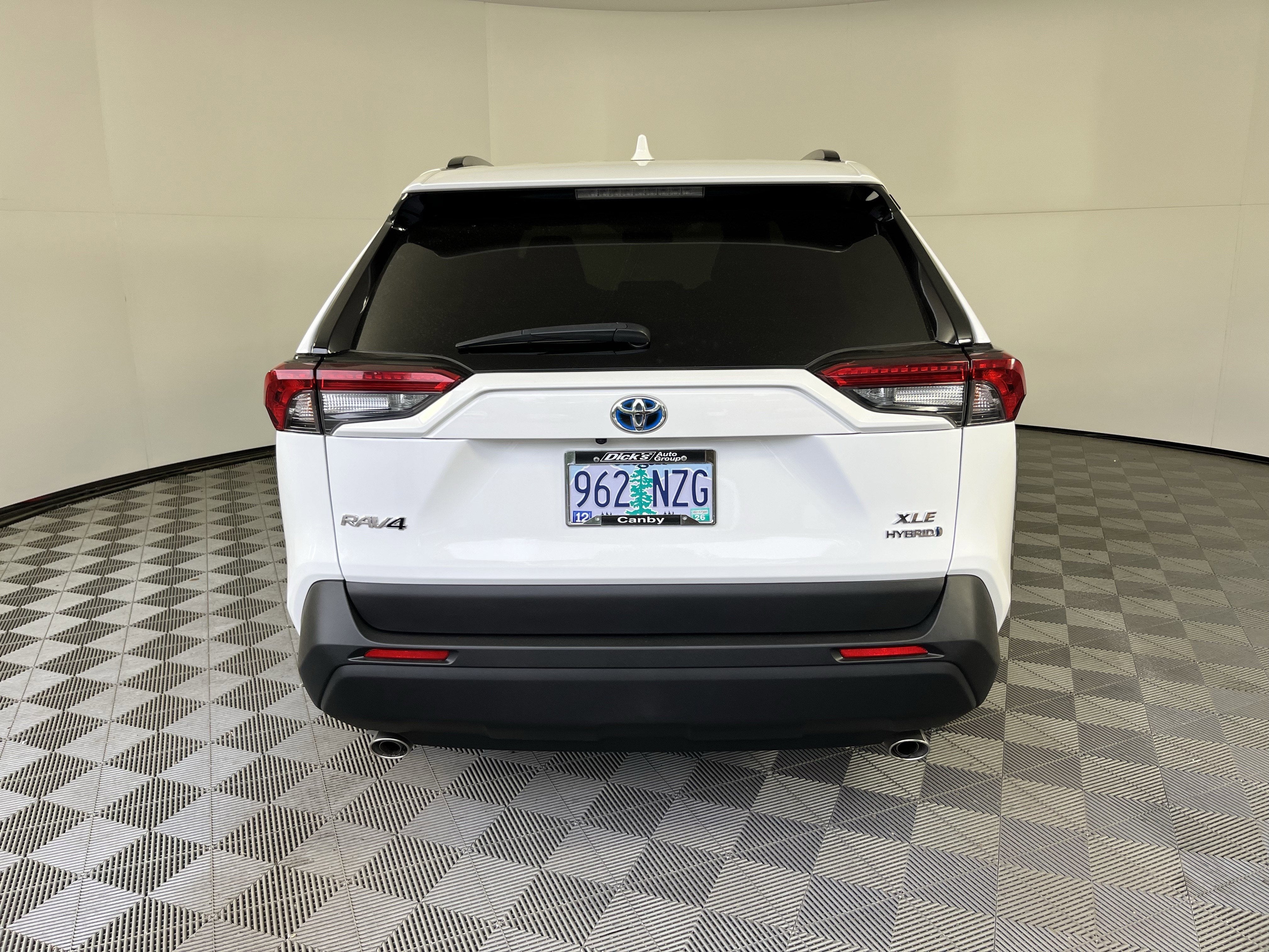 2023 Toyota RAV4 Hybrid XLE
