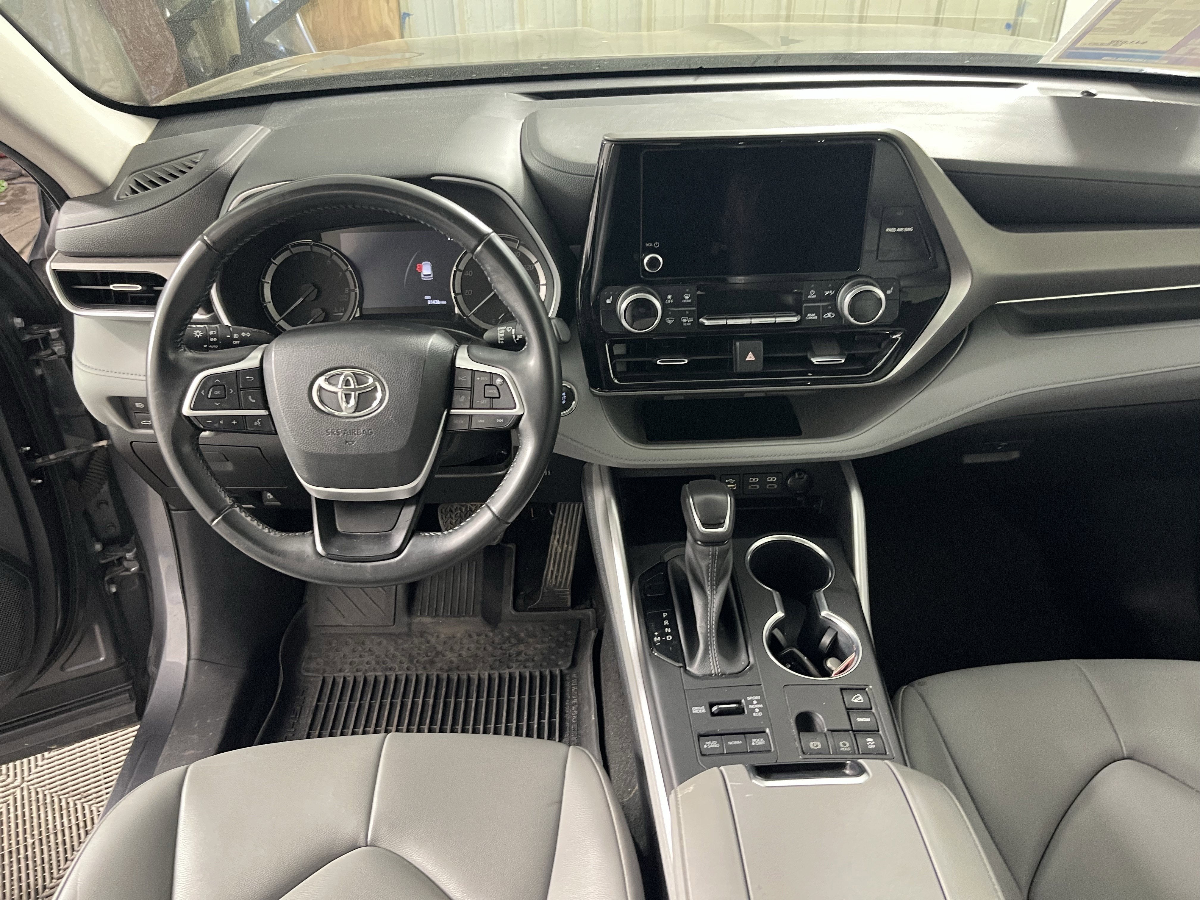 2023 Toyota Highlander L