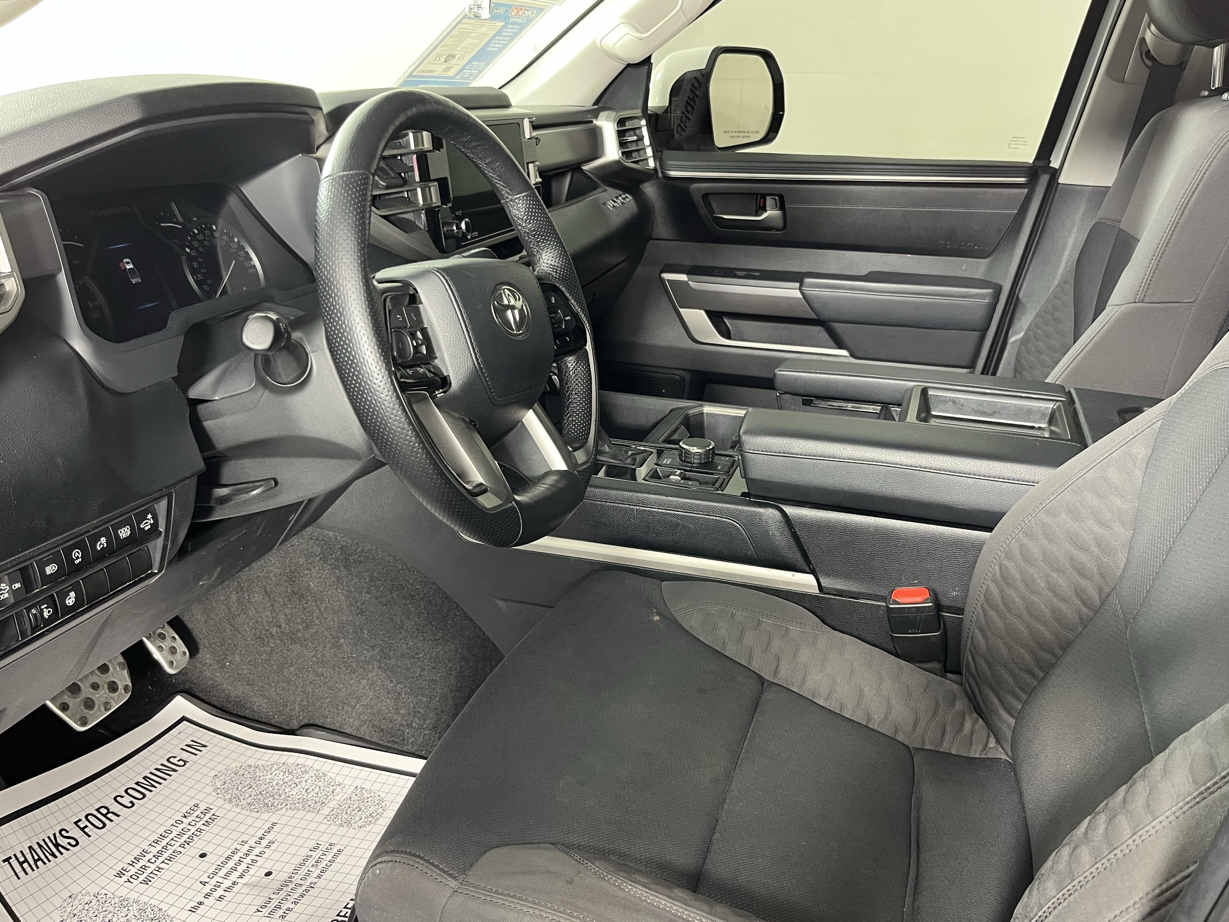 2022 Toyota Tundra 4WD SR5