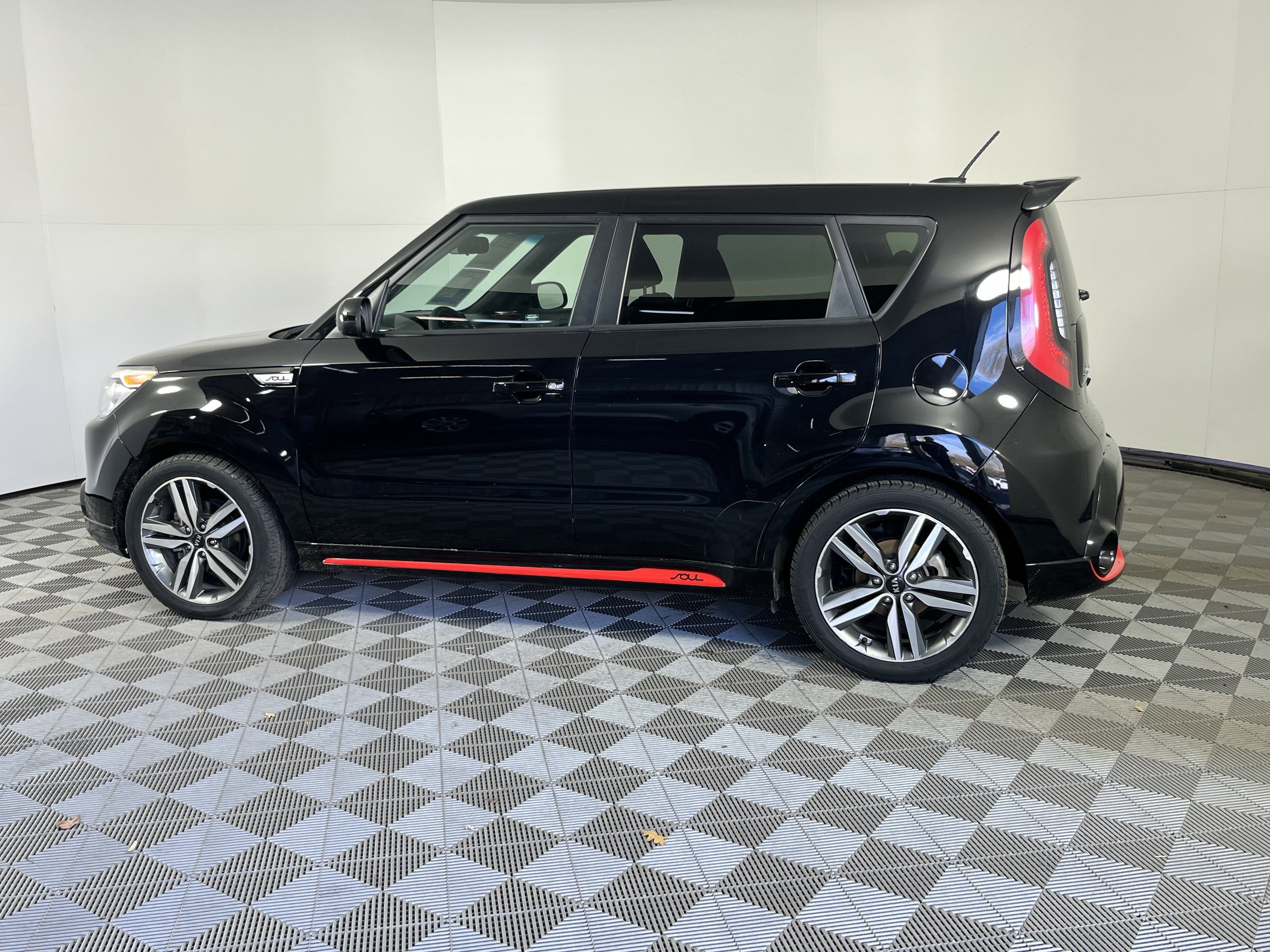 2015 Kia Soul +