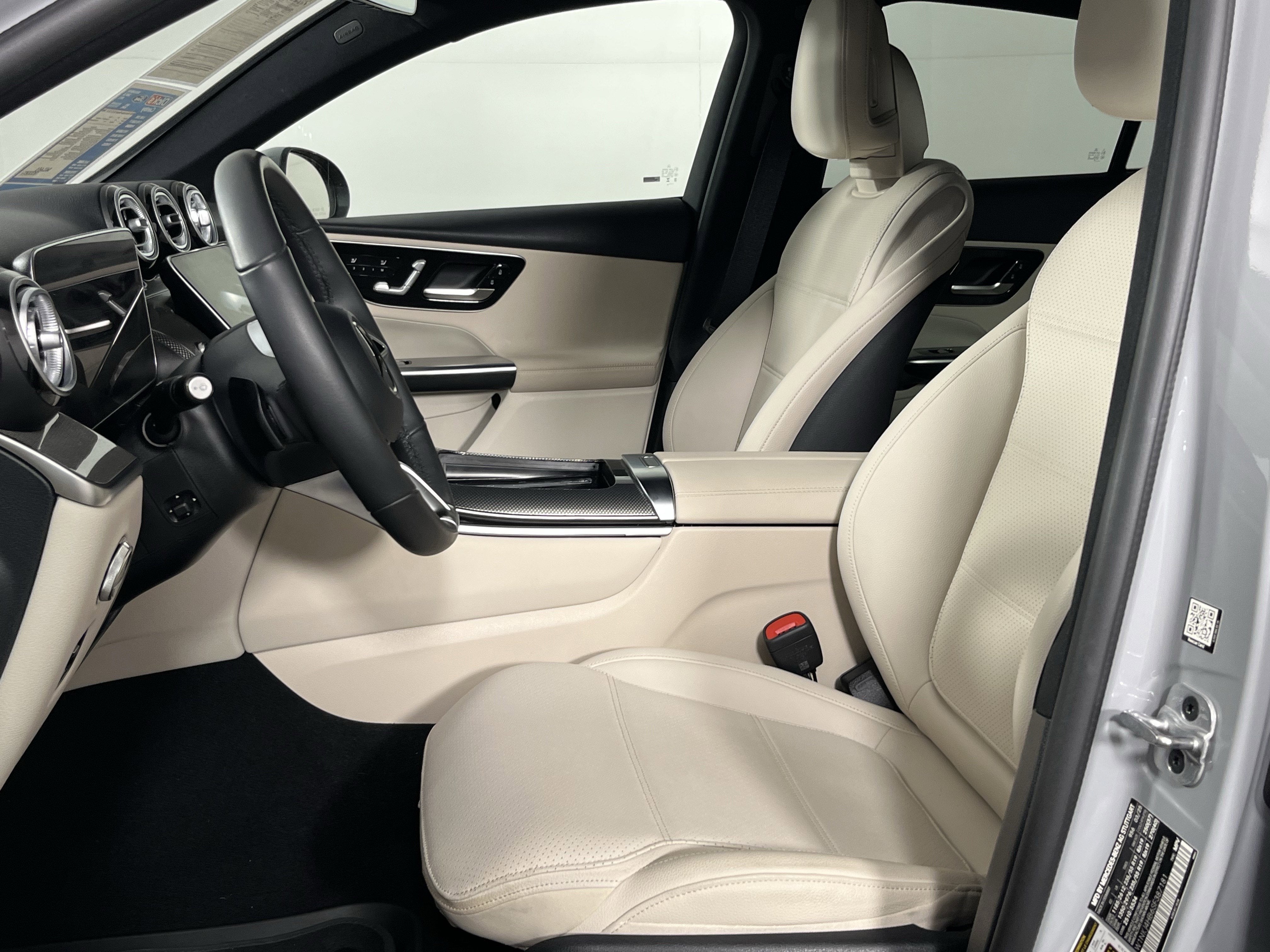 2025 Mercedes-Benz GLC GLC 300