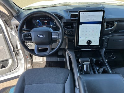 2024 Ford F-150 Lightning Flash