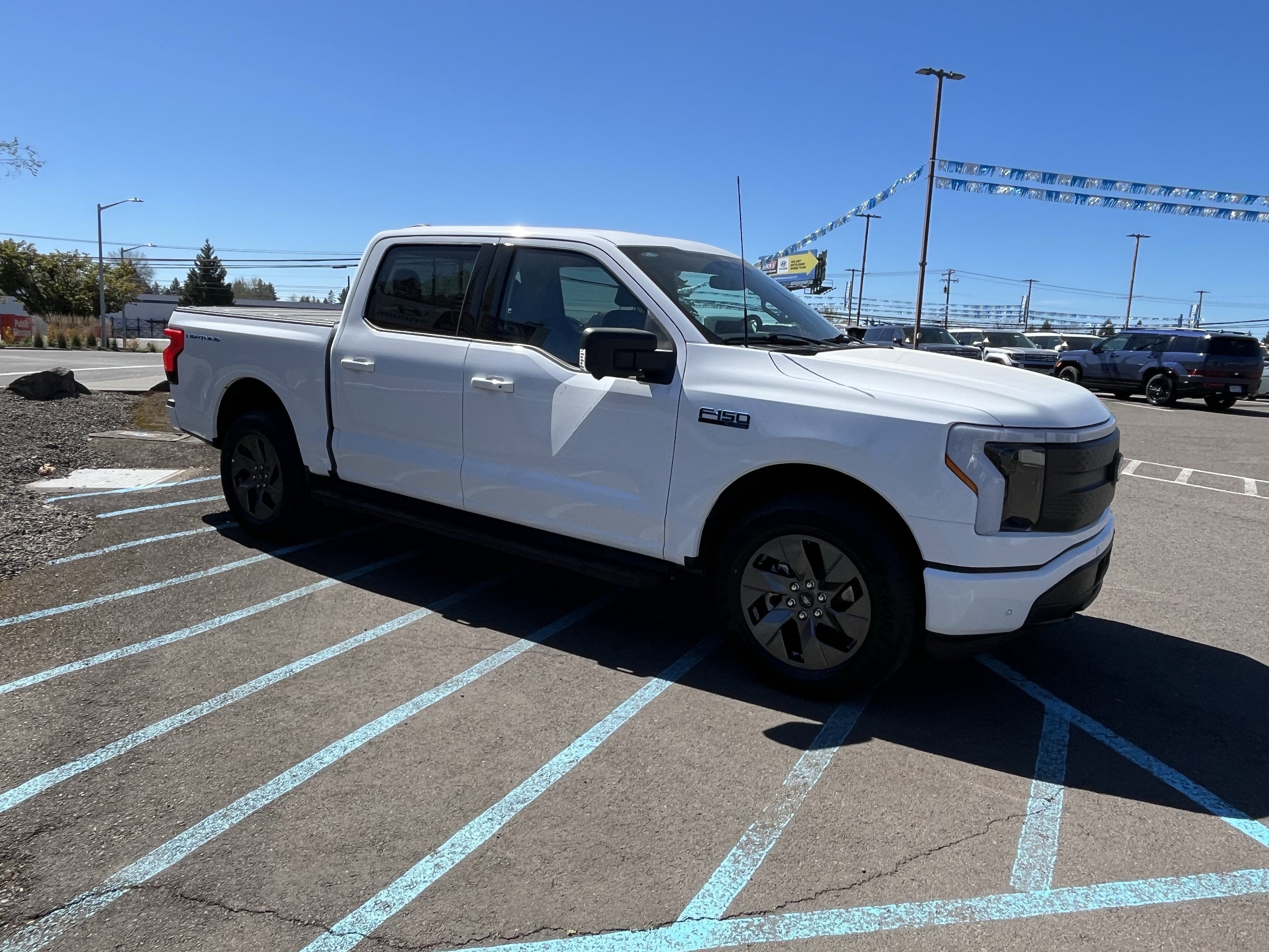 2024 Ford F-150 Lightning Flash