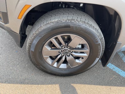 2025 Nissan Frontier SV