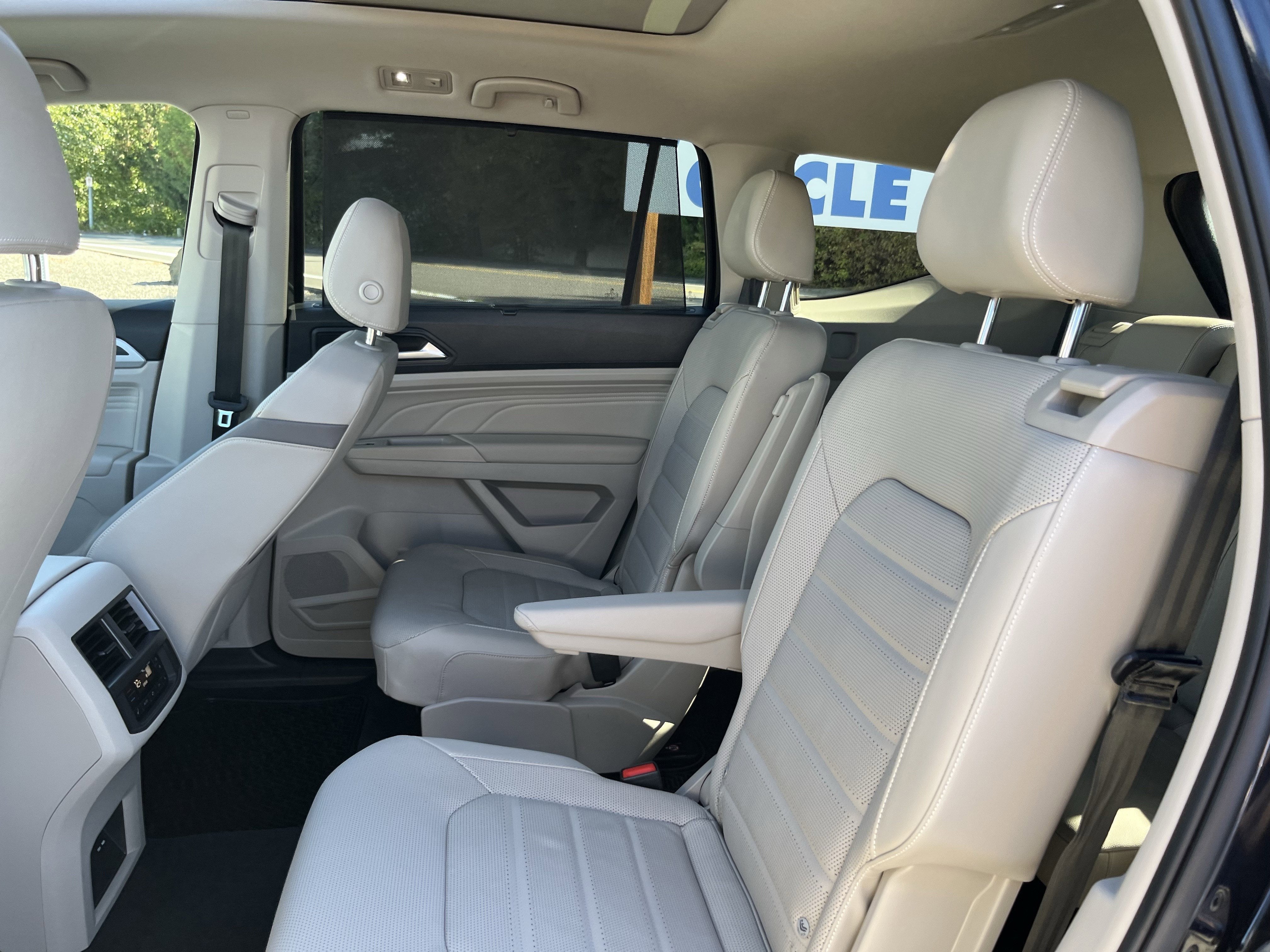 2023 Volkswagen Atlas 3.6L V6 SEL Premium R-Line