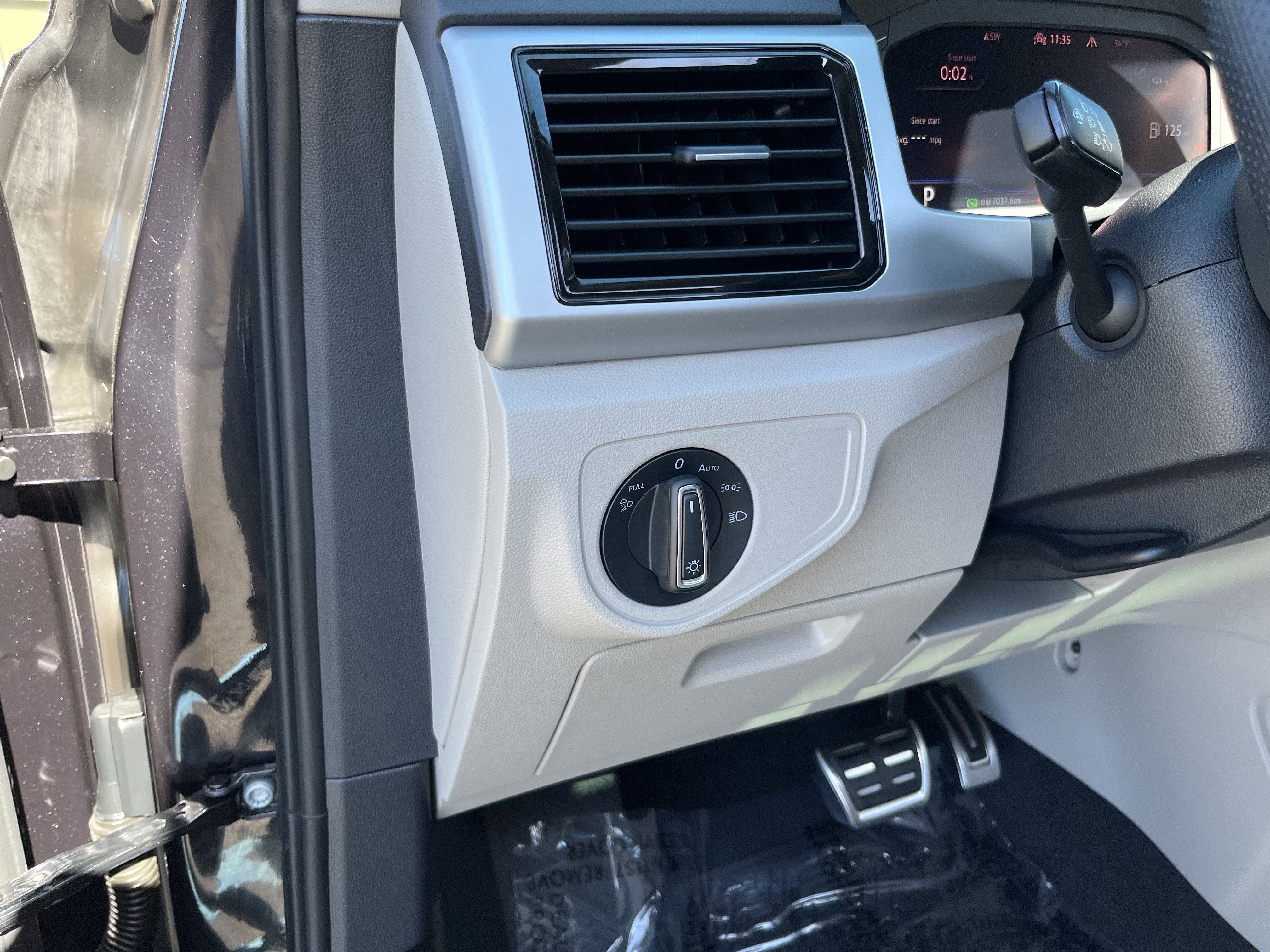 2023 Volkswagen Atlas 3.6L V6 SEL Premium R-Line