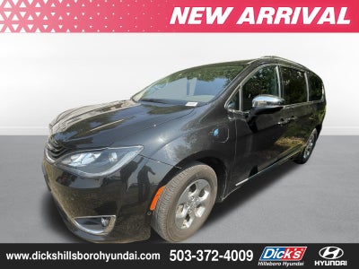 2018 Chrysler Pacifica Hybrid Limited