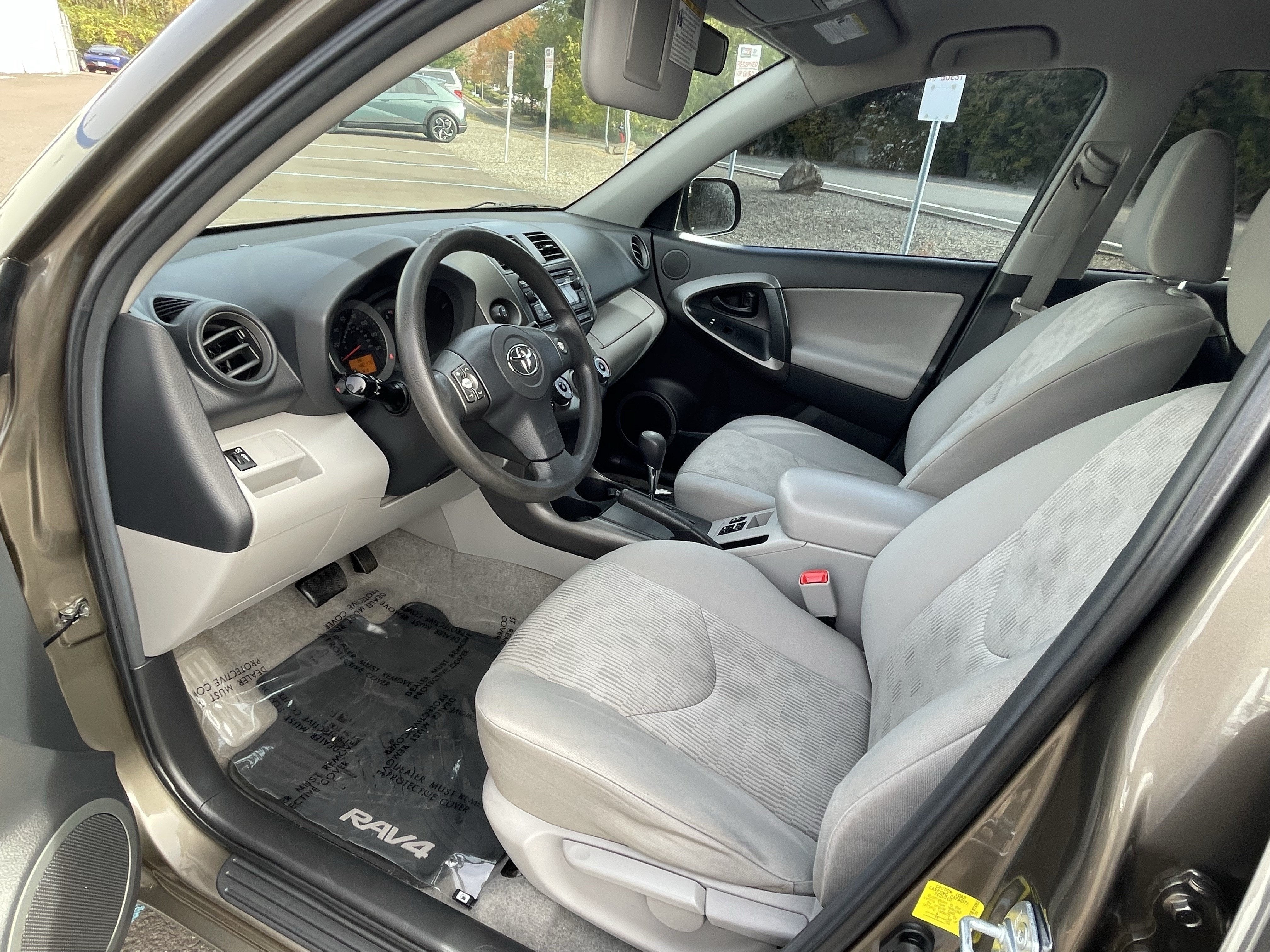 2012 Toyota RAV4 4WD 4dr I4 (Natl)