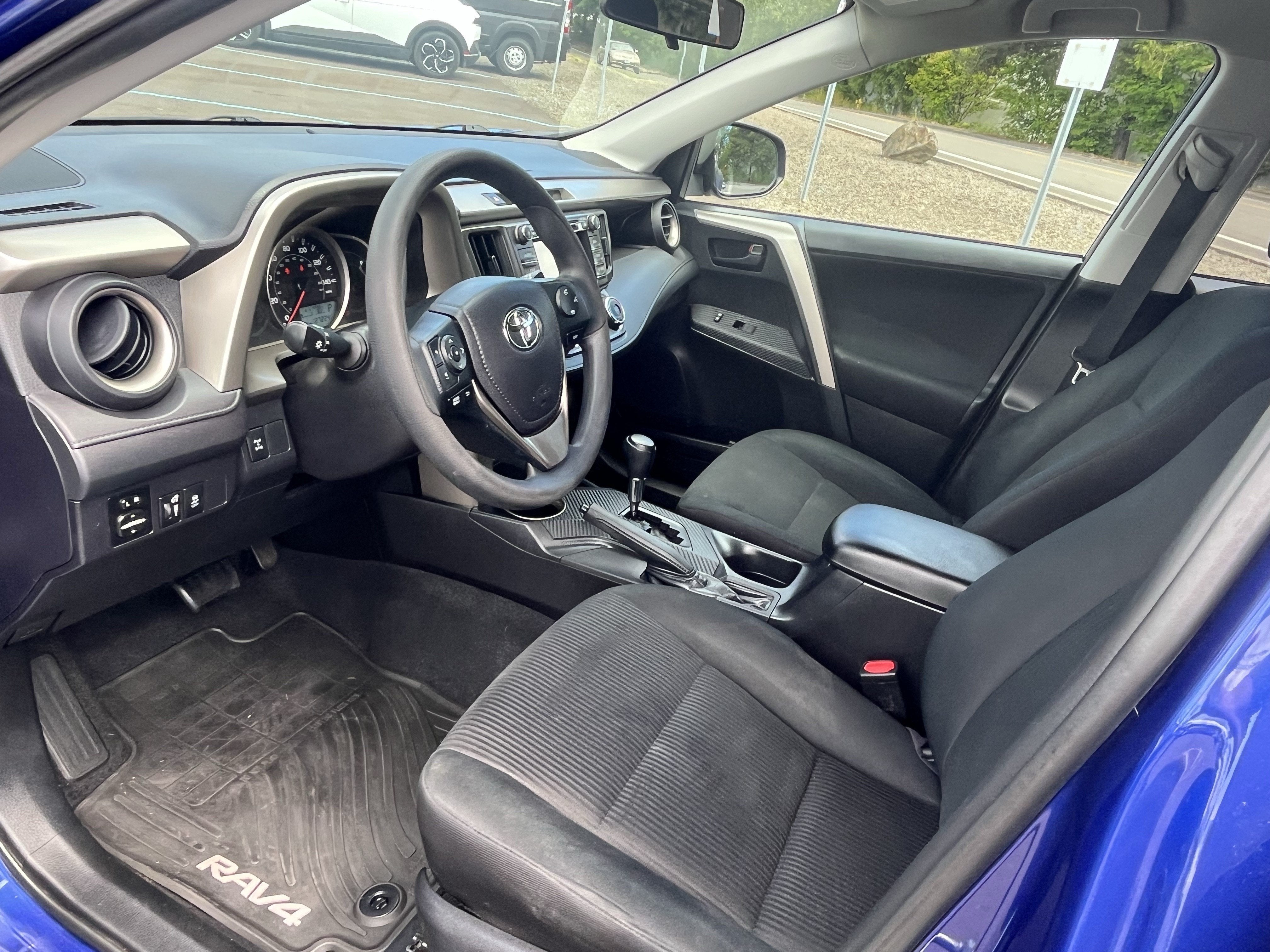 2014 Toyota RAV4 LE