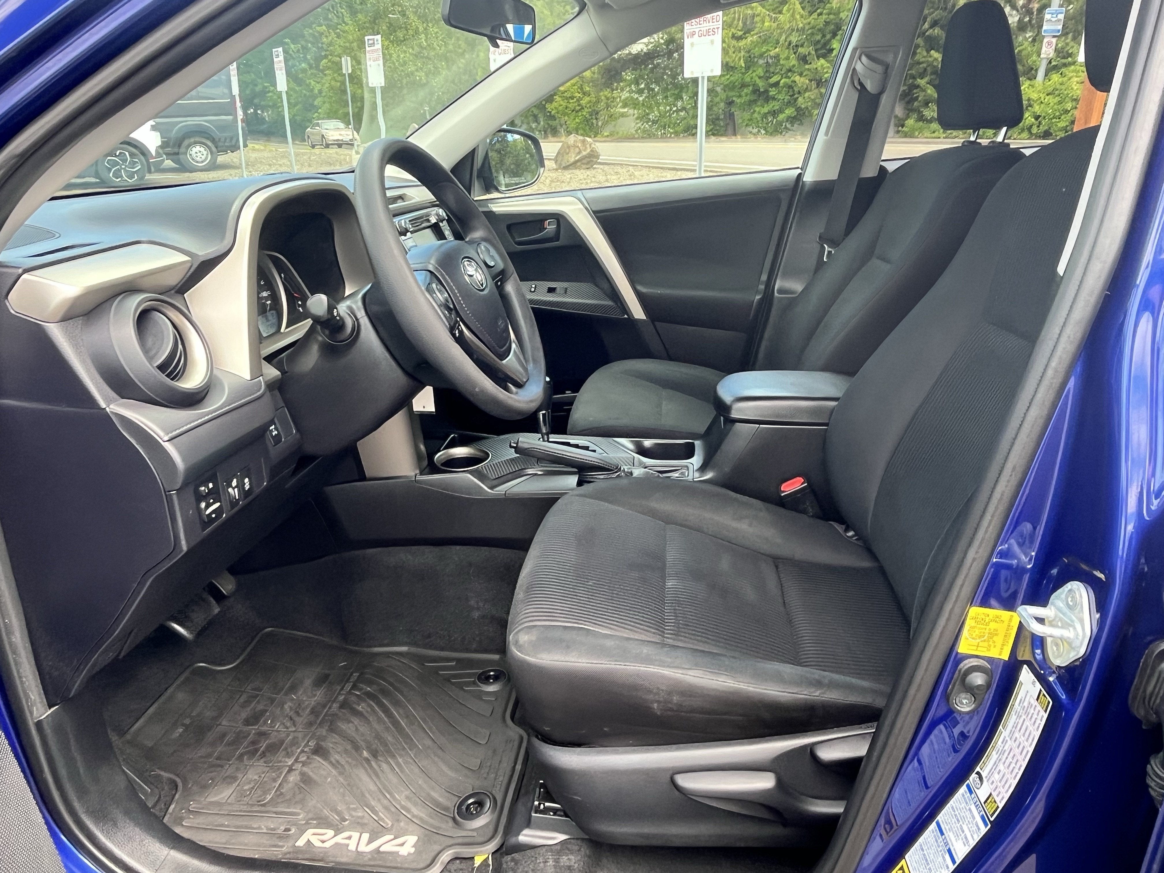 2014 Toyota RAV4 LE