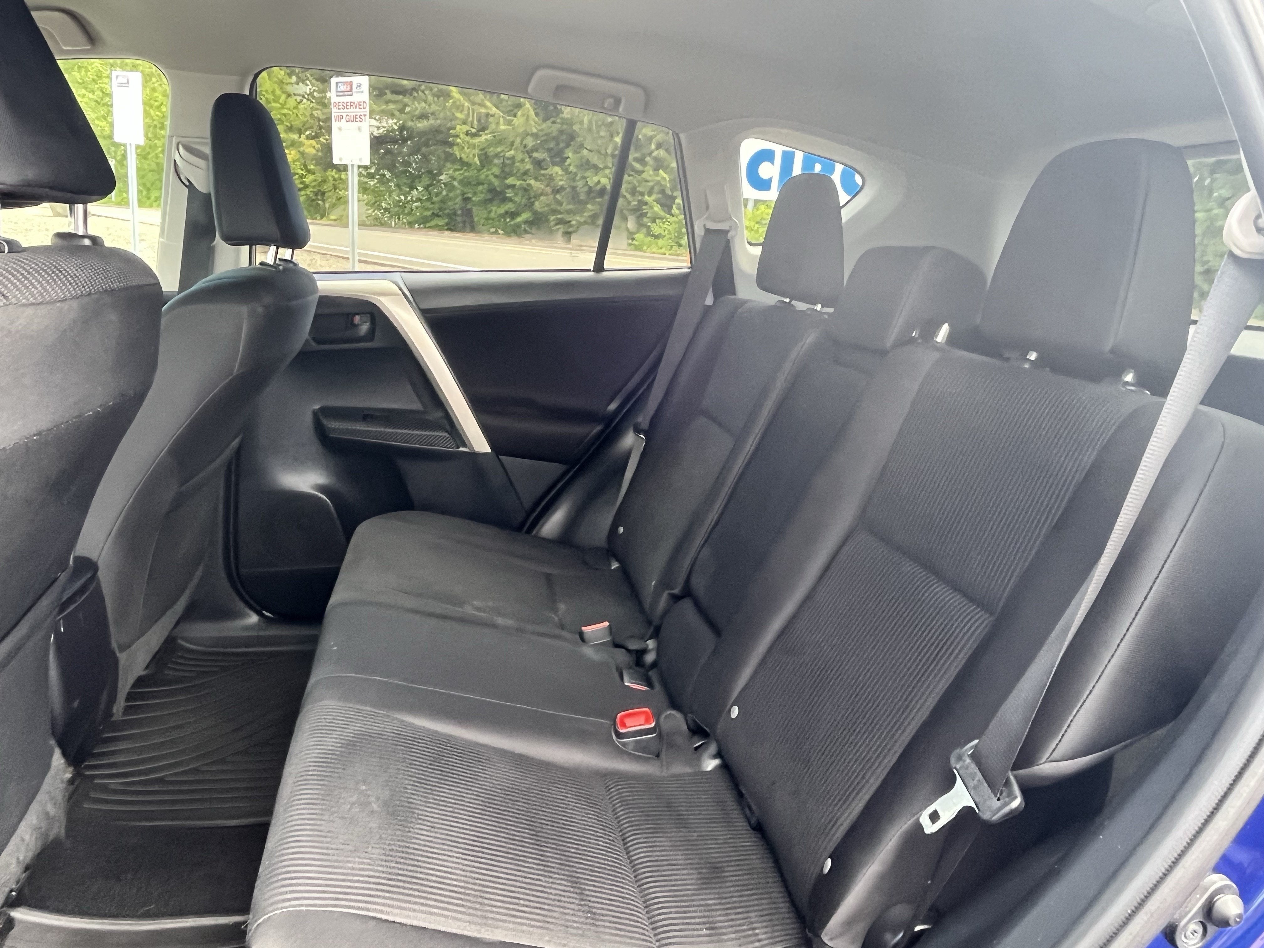2014 Toyota RAV4 LE