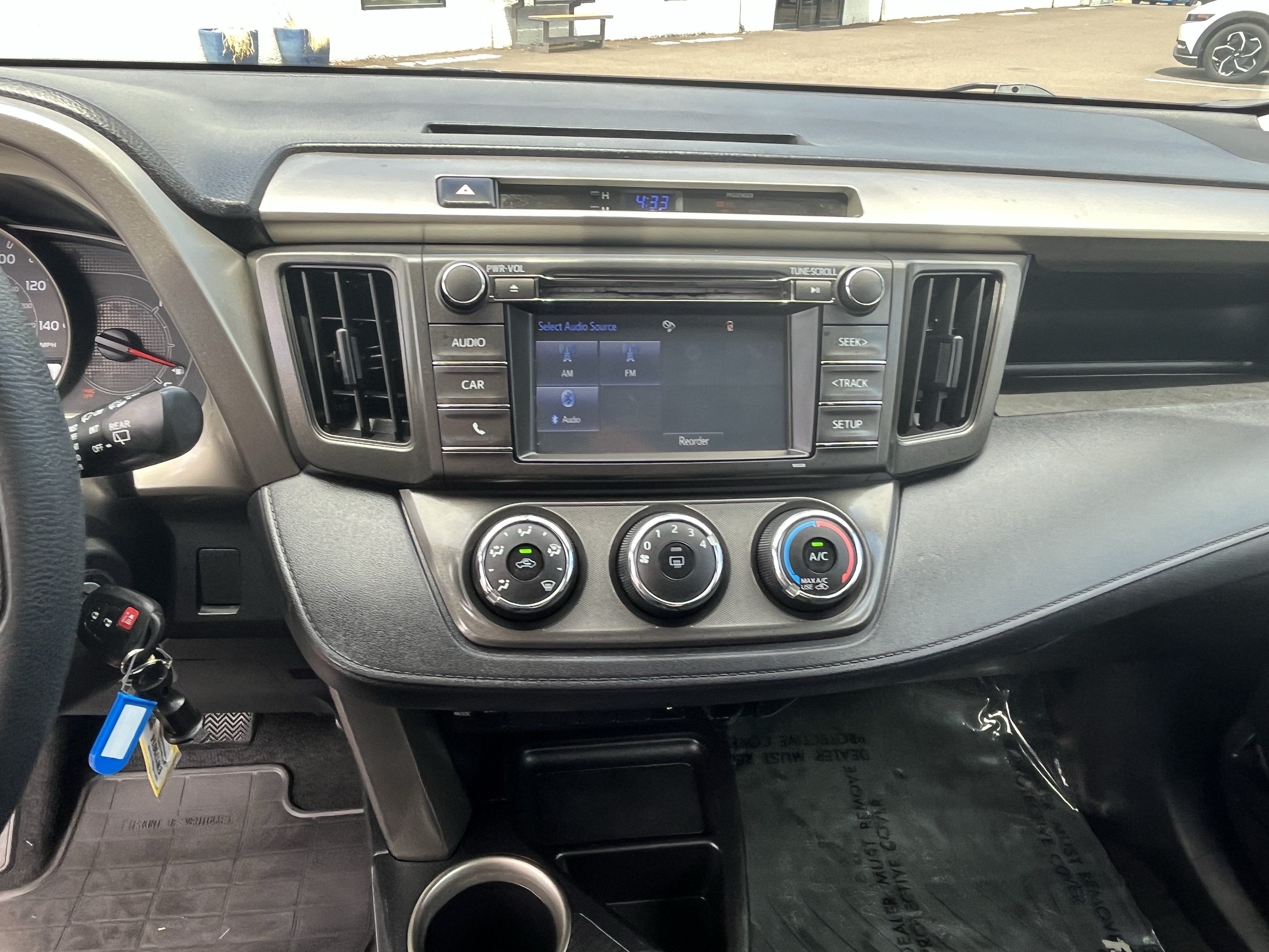 2014 Toyota RAV4 LE