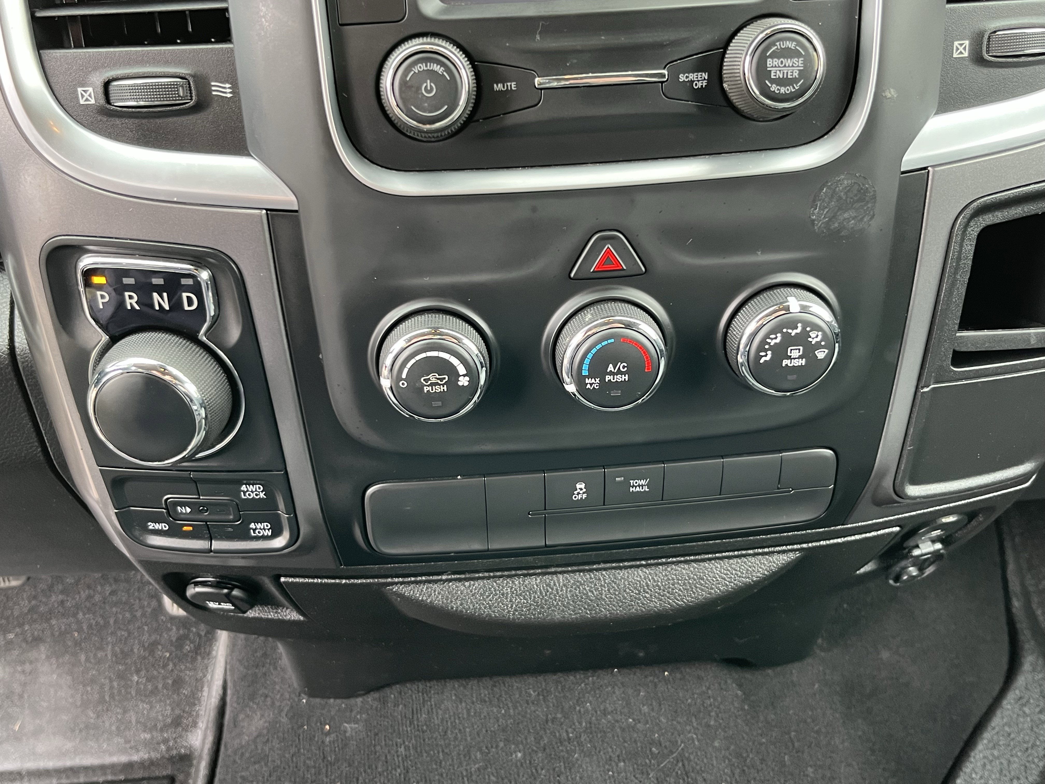 2021 RAM 1500 Classic SLT