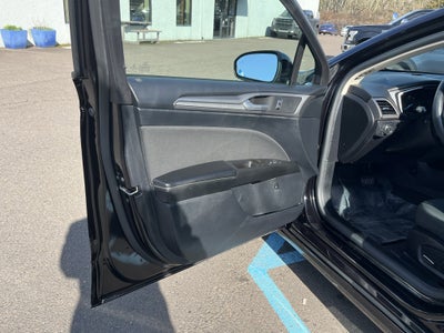 2020 Ford Fusion Hybrid SE