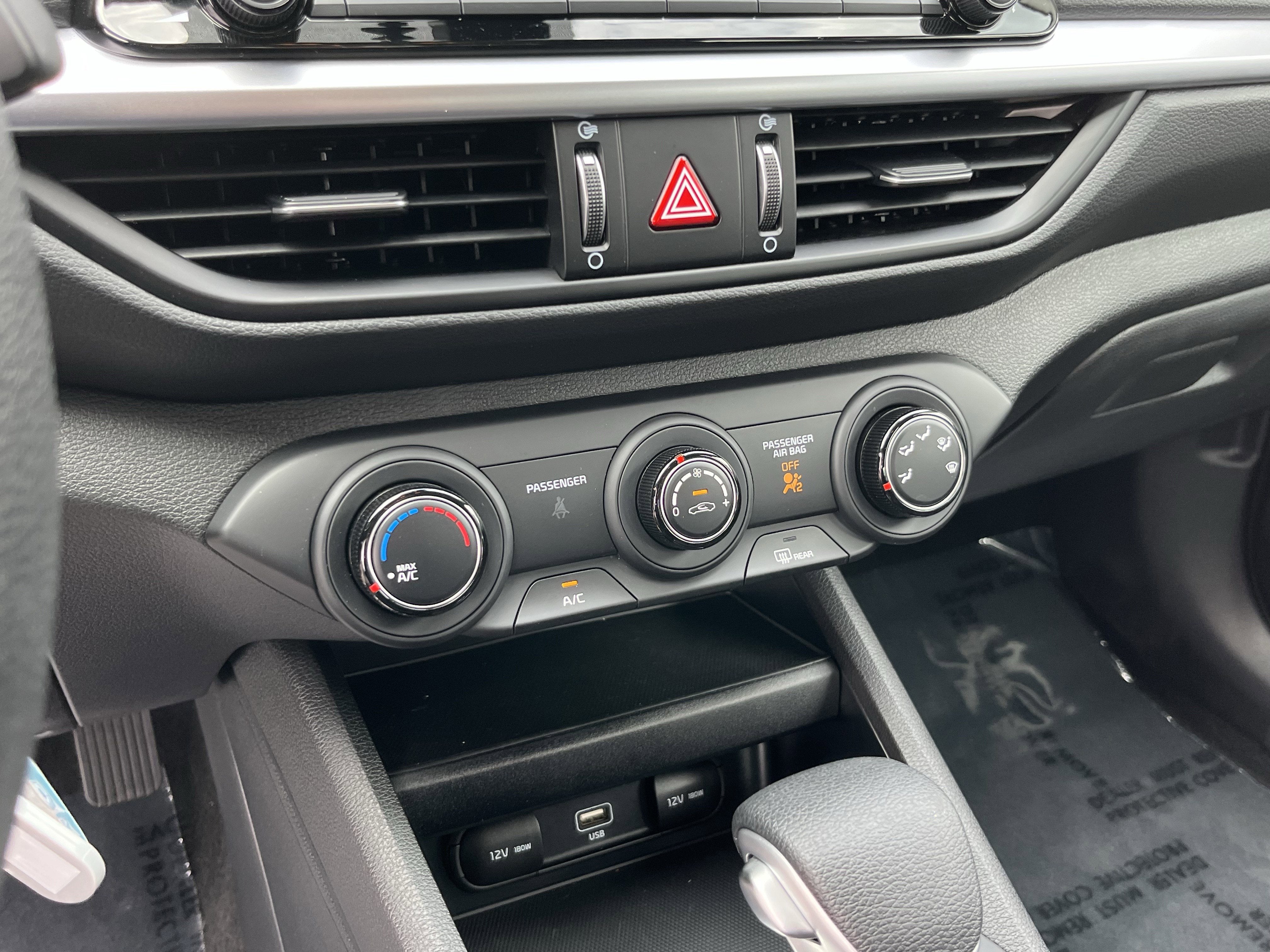 2023 Kia Forte LXS