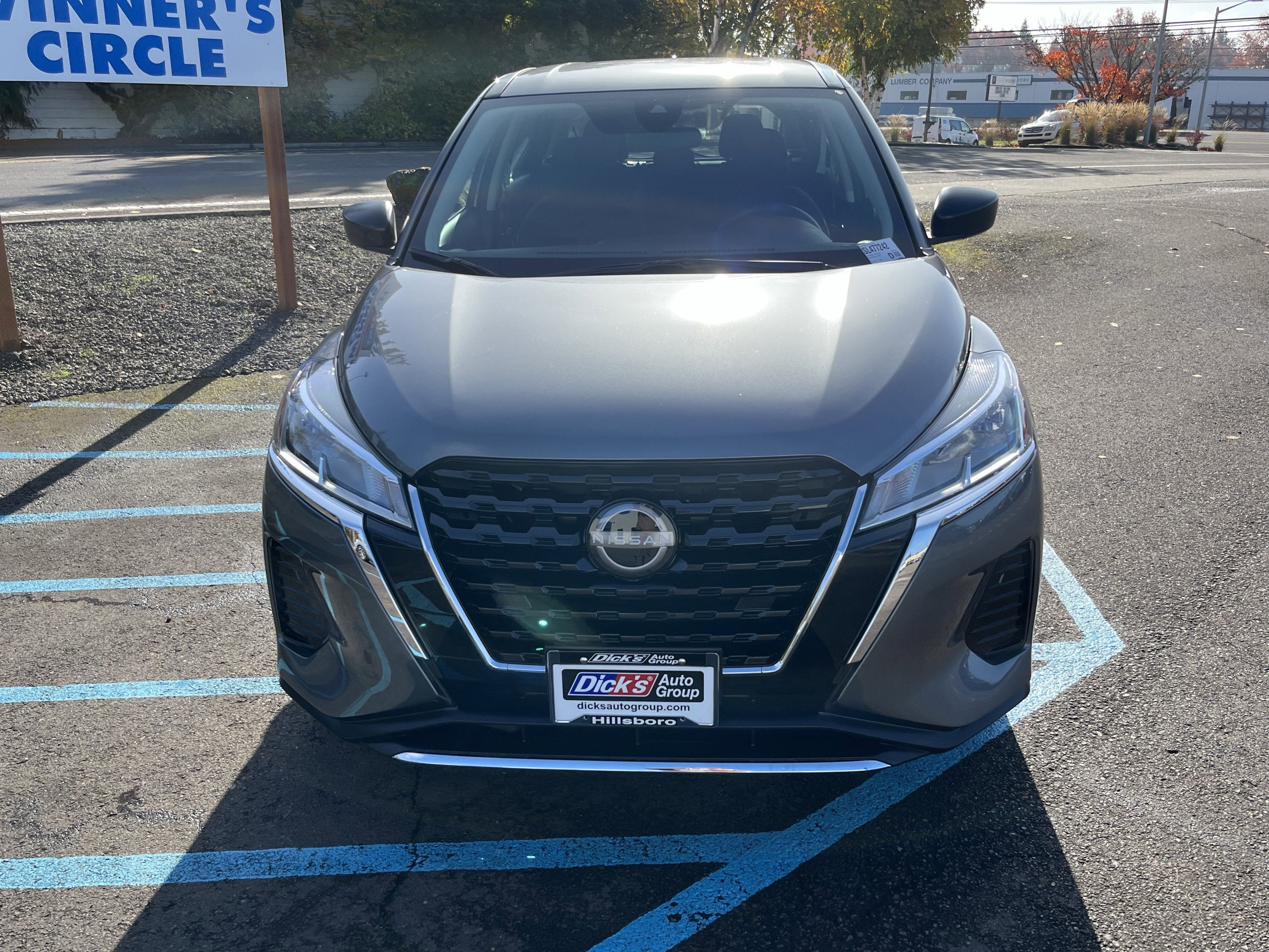 2025 Nissan Kicks Play S