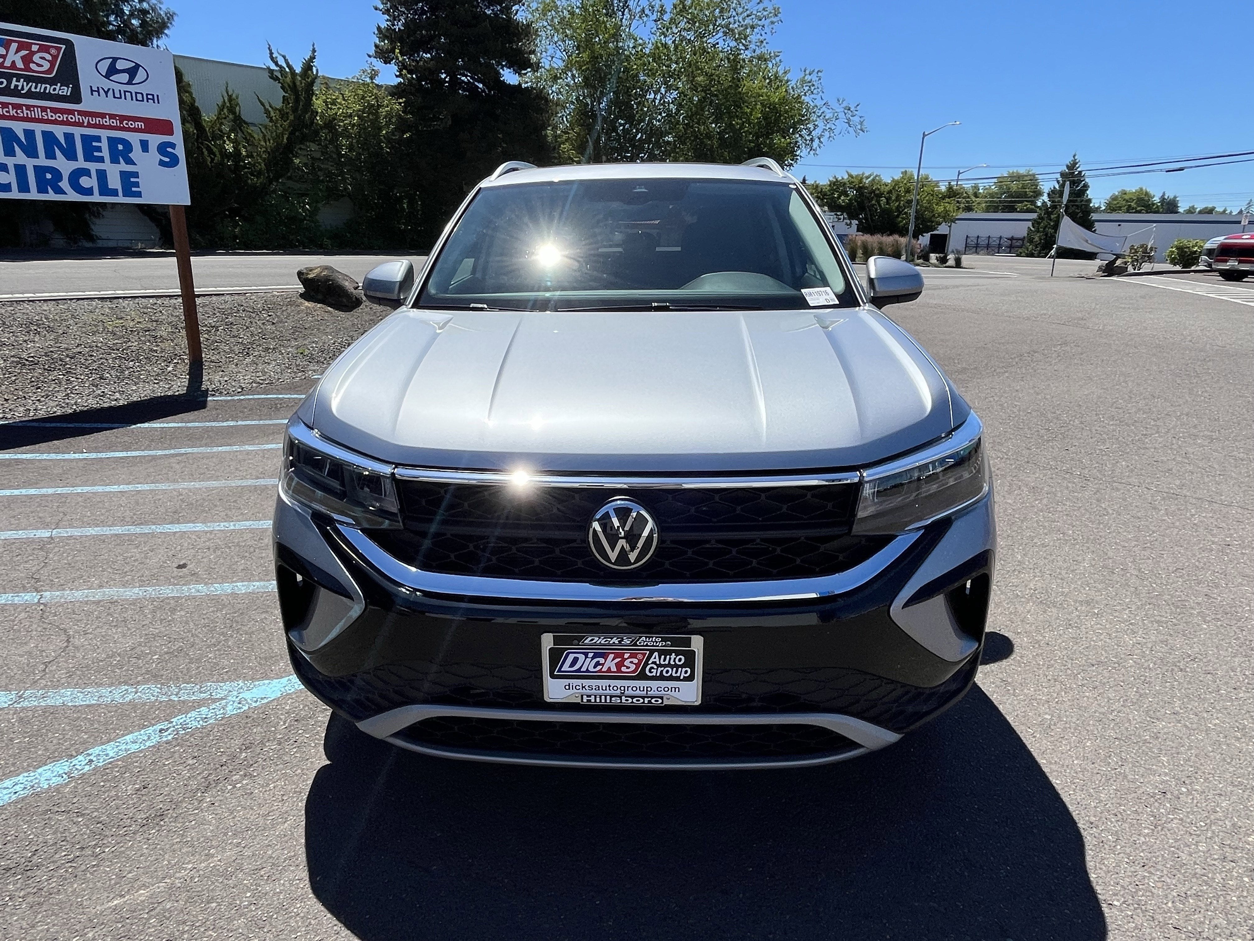 2024 Volkswagen Taos SE
