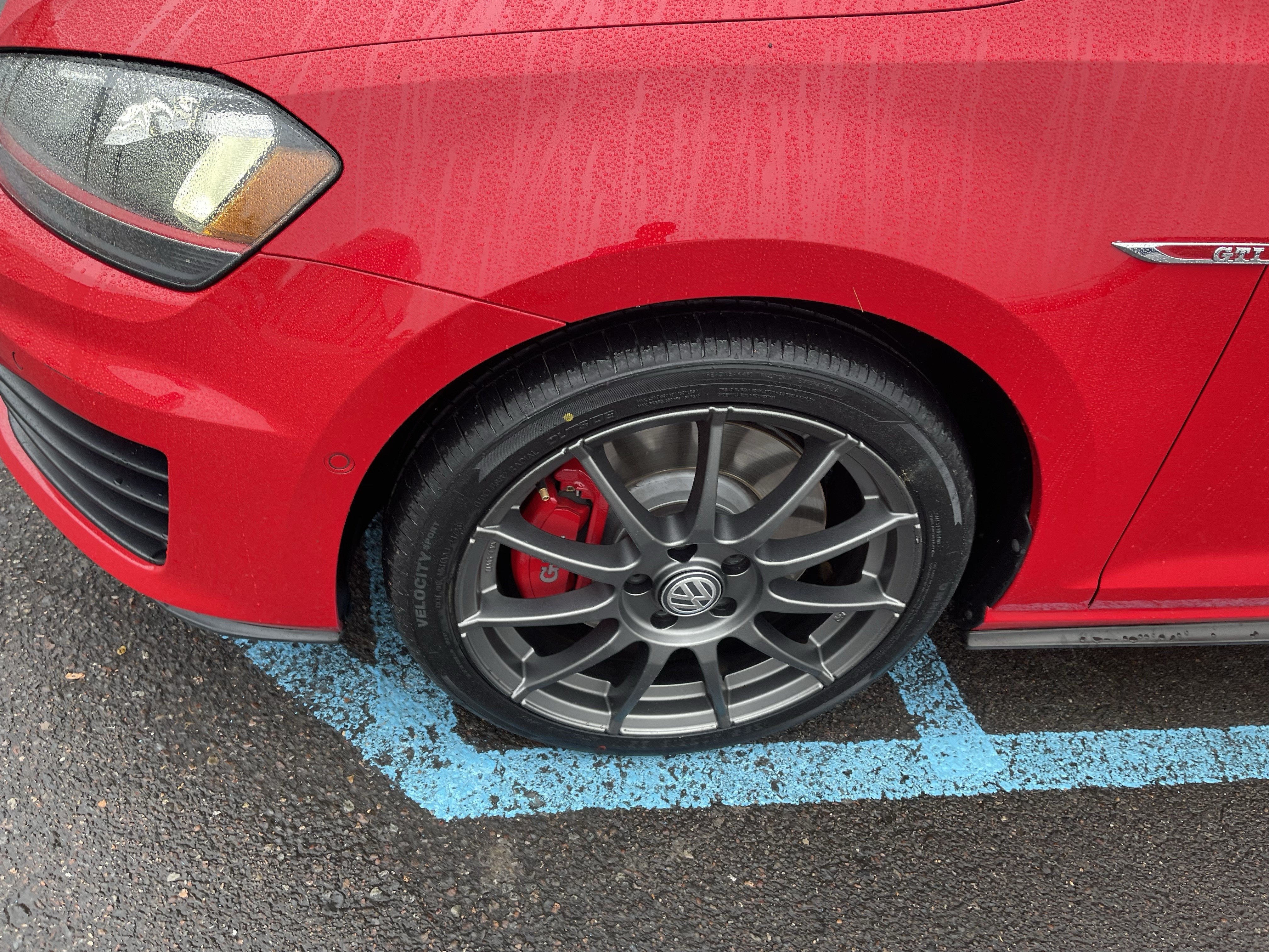 2016 Volkswagen Golf GTI S w/Performance Pkg