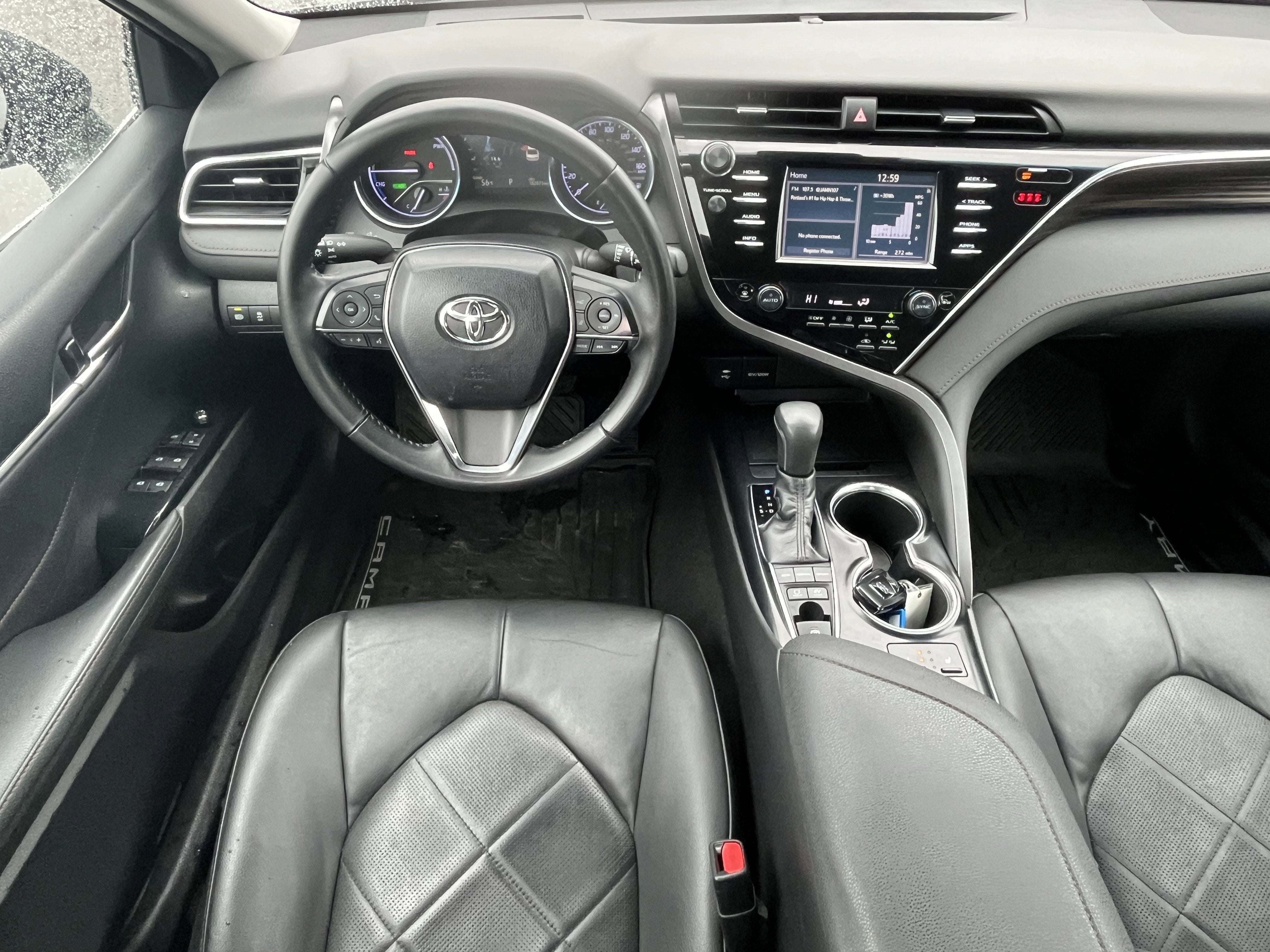 2018 Toyota Camry Hybrid LE