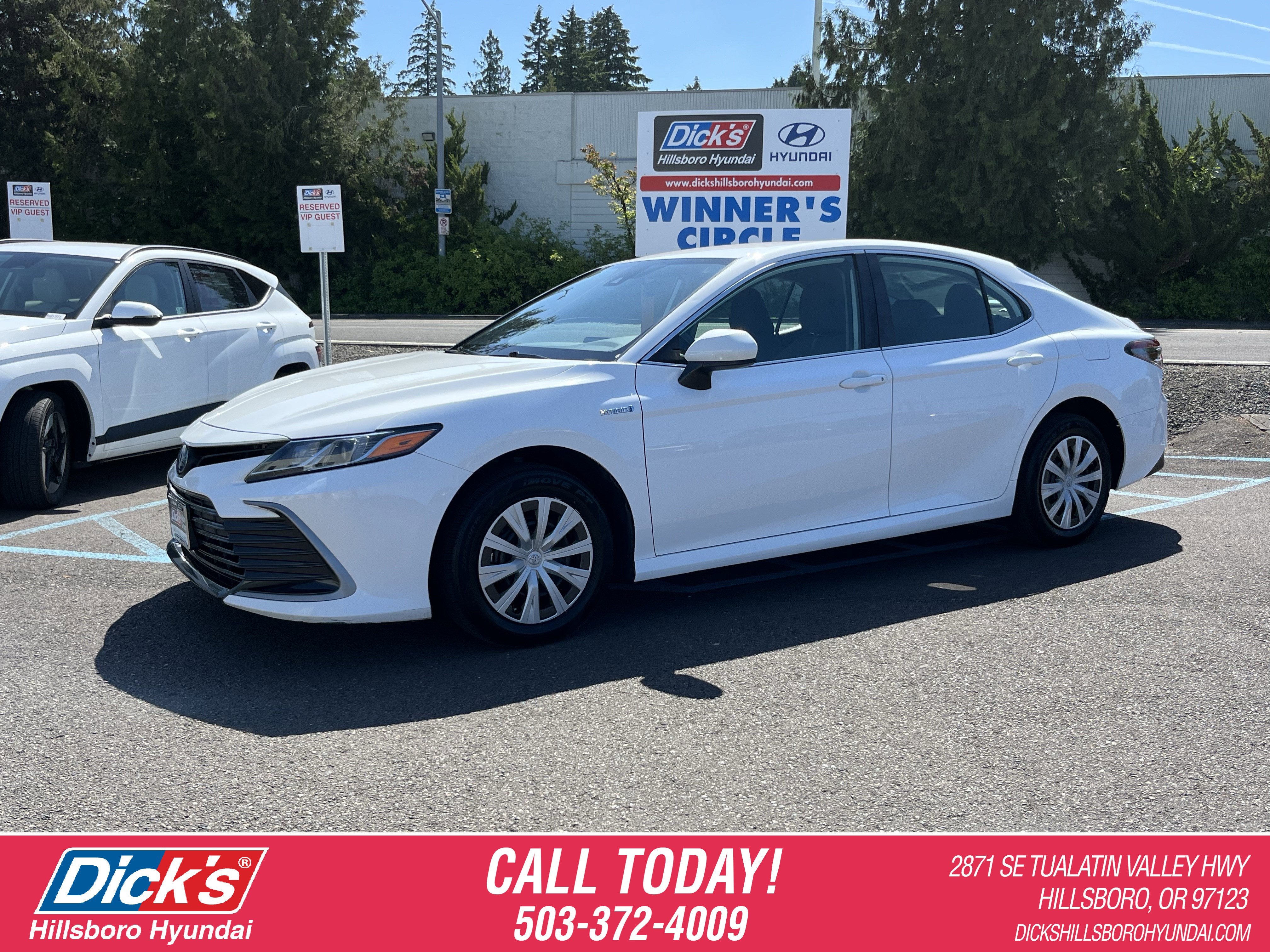 2021 Toyota Camry Hybrid LE