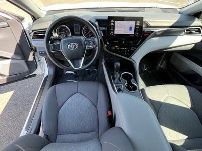 2021 Toyota Camry Hybrid LE