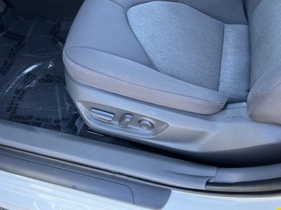 2021 Toyota Camry Hybrid LE