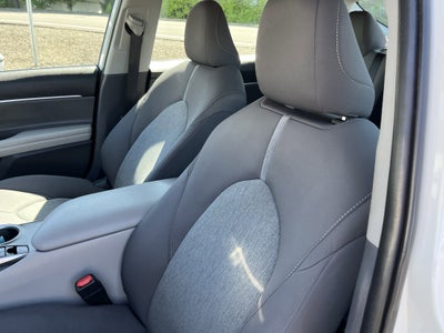 2021 Toyota Camry Hybrid LE
