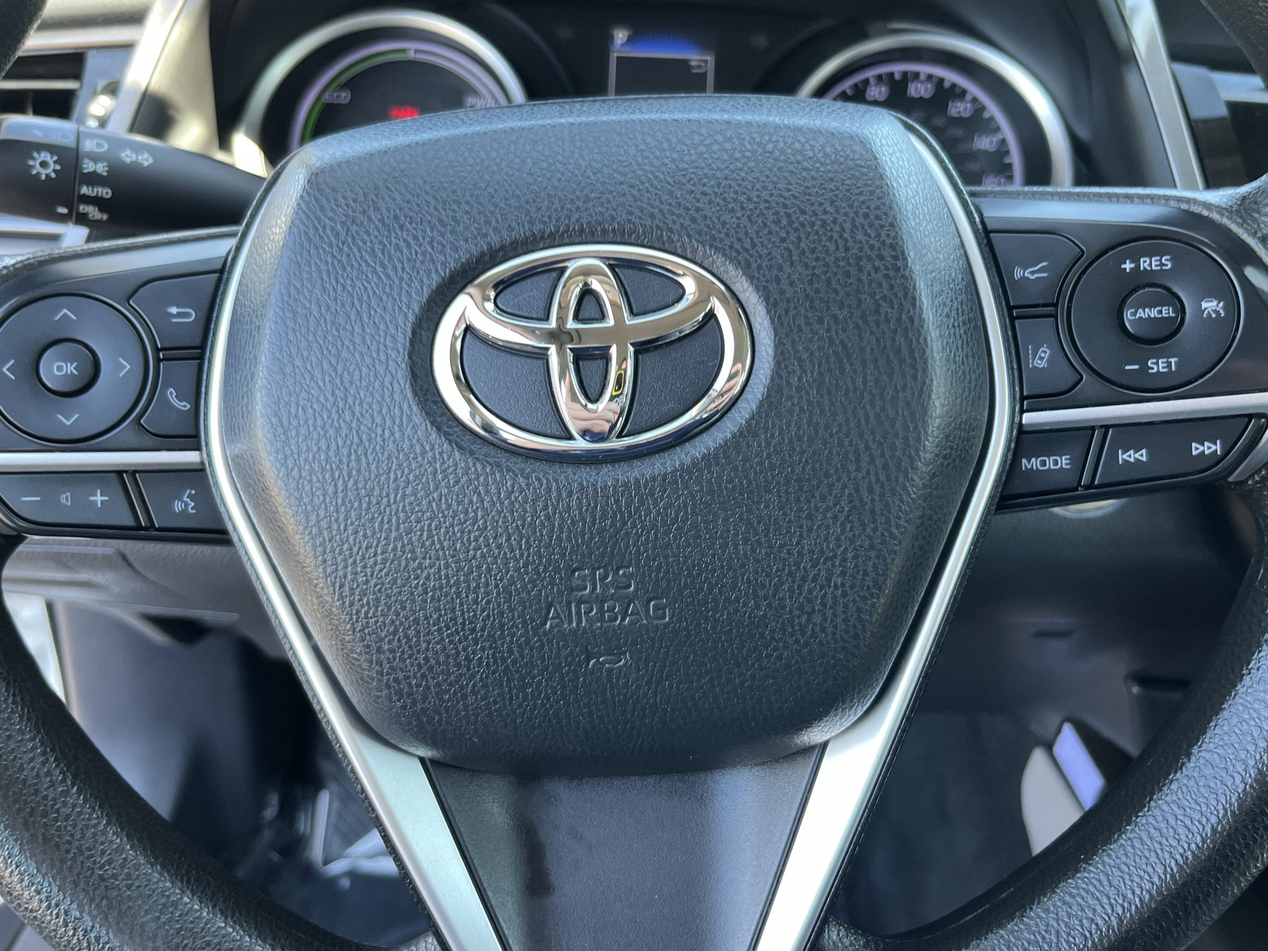 2021 Toyota Camry Hybrid LE